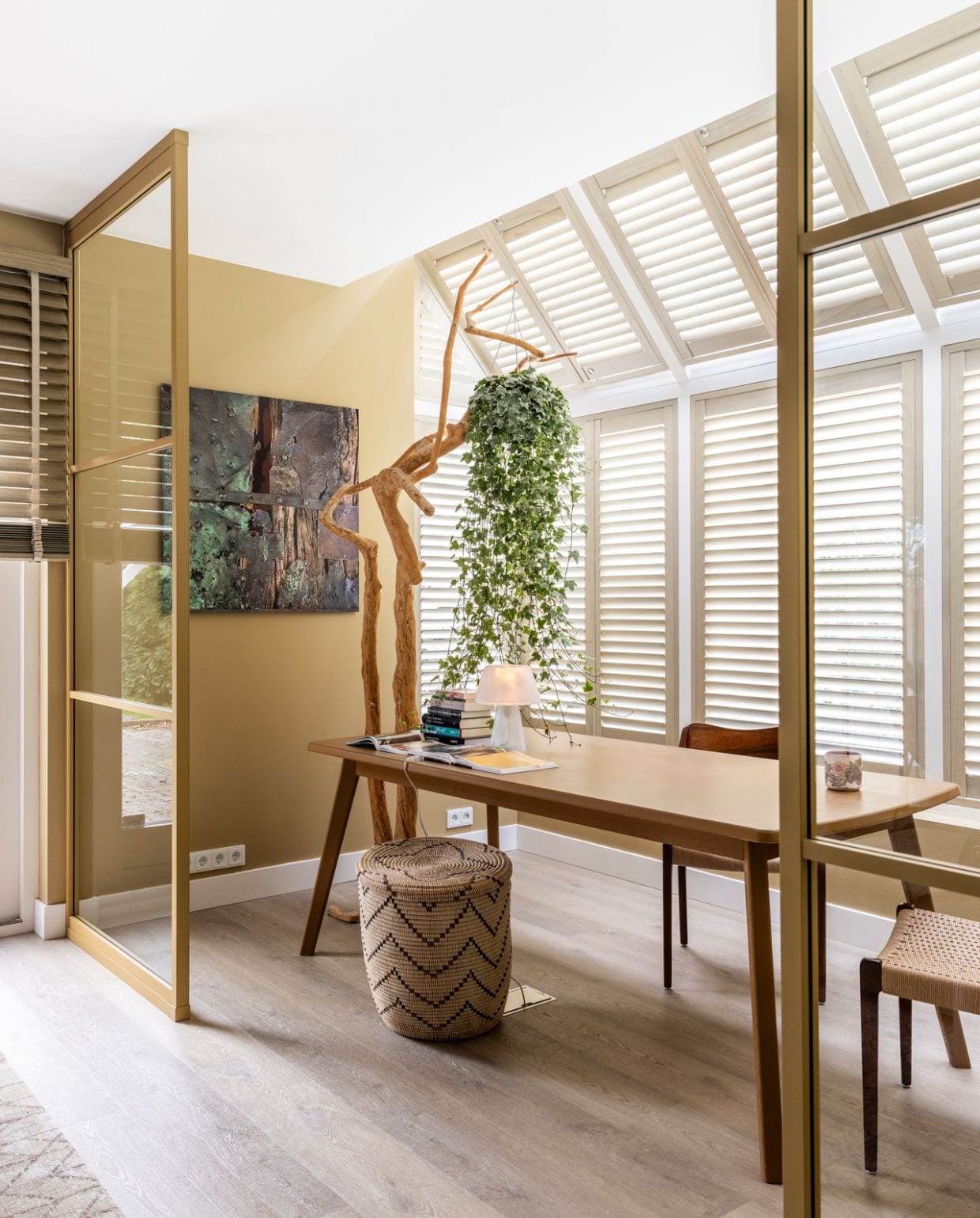 Weer verliefd op je huis aflevering 6 seizoen 19, stylist Frans in Sint Pancras, werkplek Weer verliefd op je huis aflevering 6 seizoen 19 | styling Frans Uyterlinde | fotografie Margriet Hoekstra