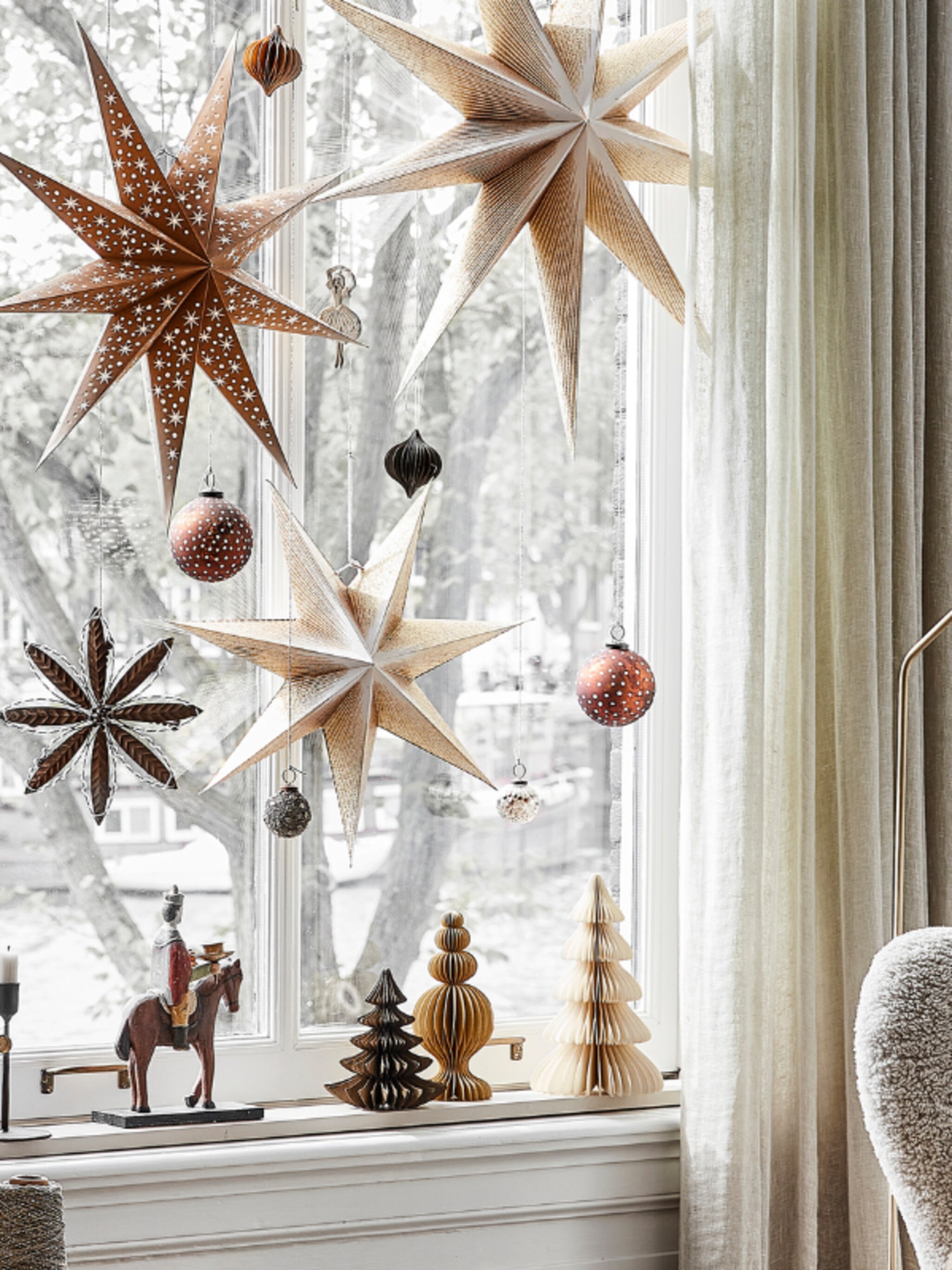 diy kerstballen verven en decoreren