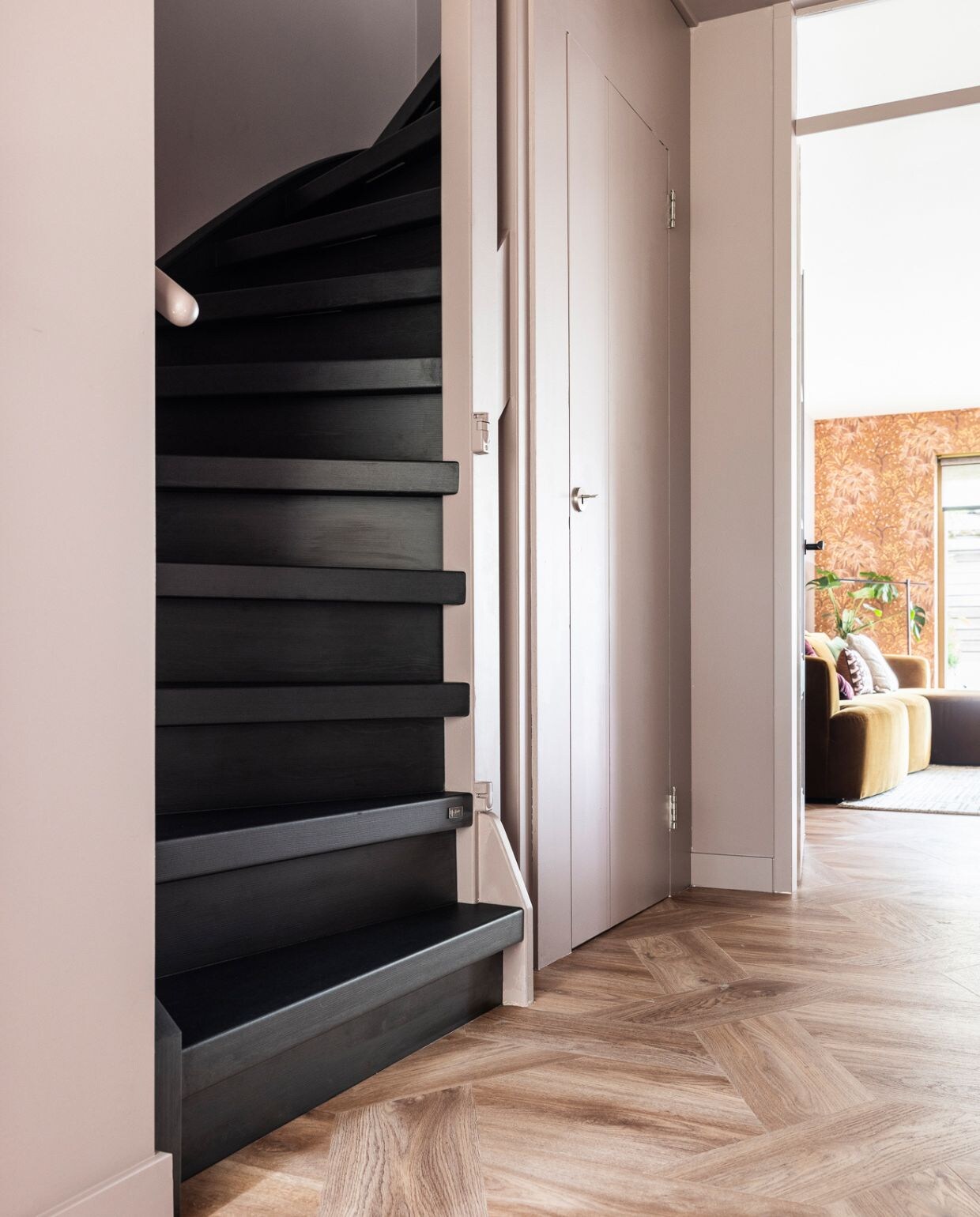 Weer verliefd op je huis aflevering 7 seizoen 19, Eva in Houten, trap Weer verliefd op je huis aflevering 7 seizoen 19 | styling Eva van de Ven | fotografie Margriet Hoekstra