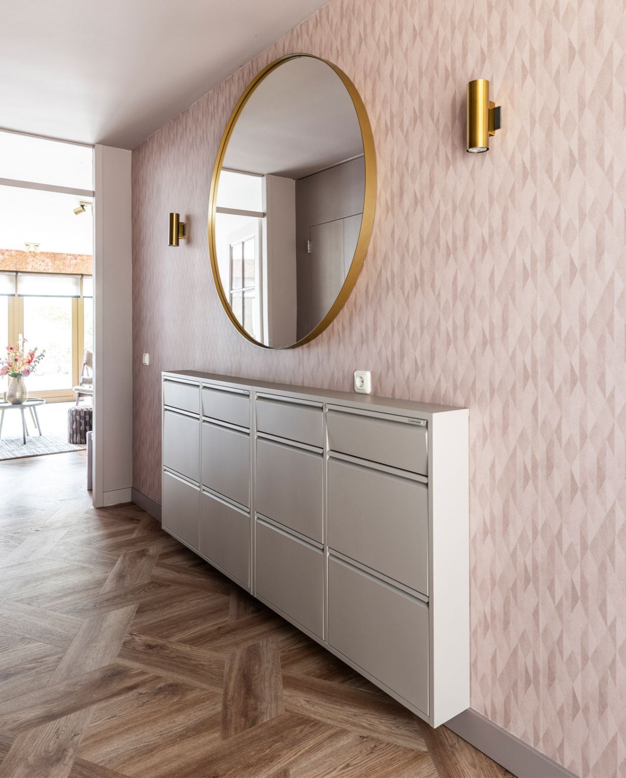 Weer verliefd op je huis aflevering 7 seizoen 19, Eva in Houten, hal Weer verliefd op je huis aflevering 7 seizoen 19 | styling Eva van de Ven | fotografie Margriet Hoekstra