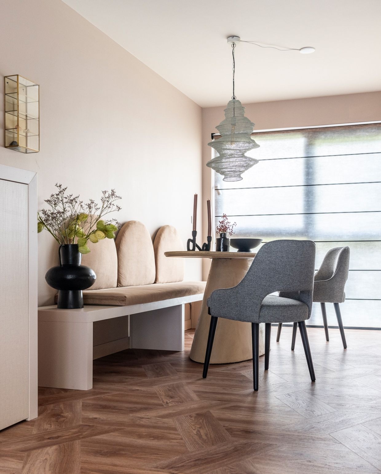 Weer verliefd op je huis aflevering 7 seizoen 19, Eva in Houten, eethoek Weer verliefd op je huis aflevering 7 seizoen 19 | styling Eva van de Ven | fotografie Margriet Hoekstra