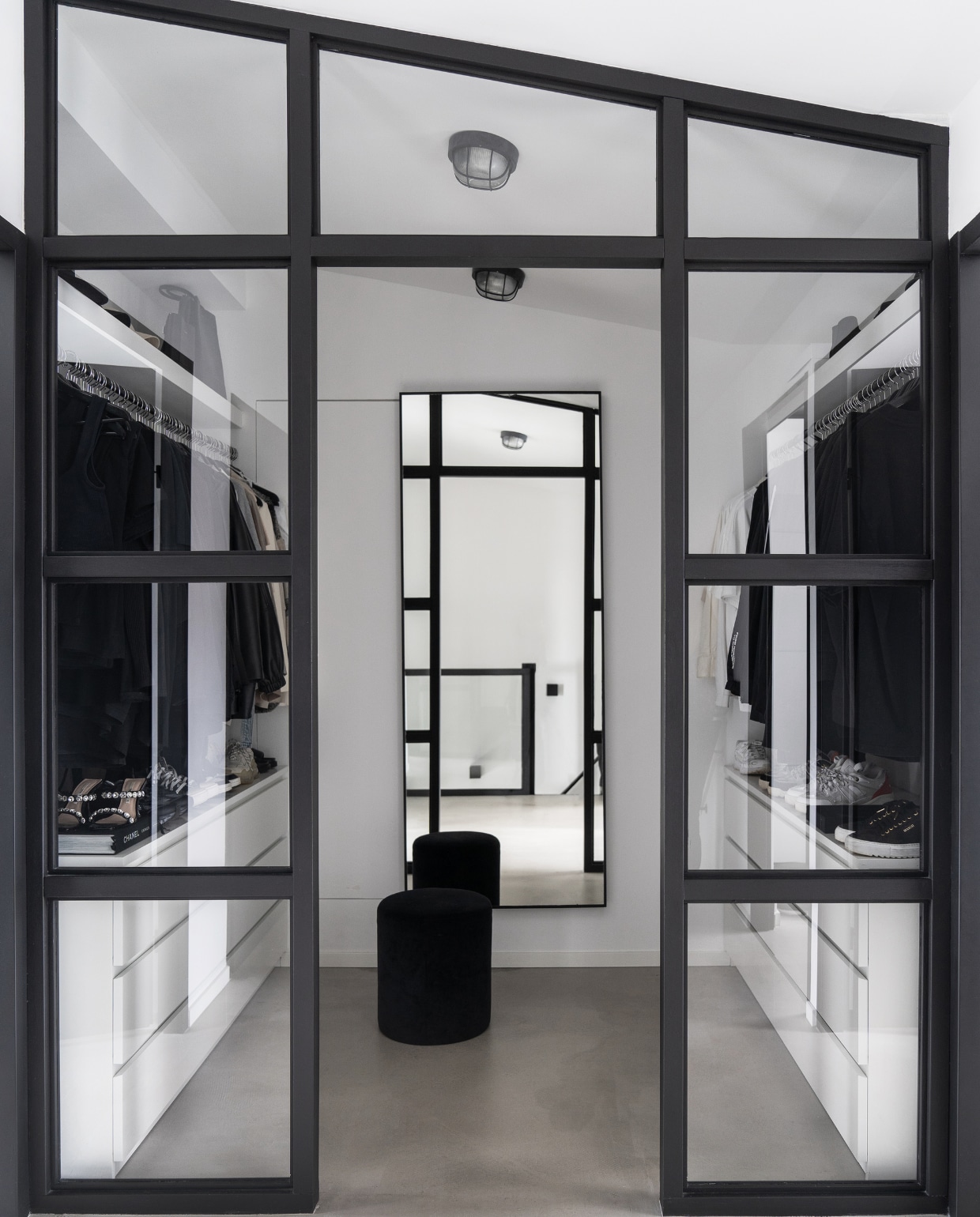 Ladekasten ikea, houten constructie zelfgemaakt. Overig onbekend. styling &amp; fotografie Manieke Versluis