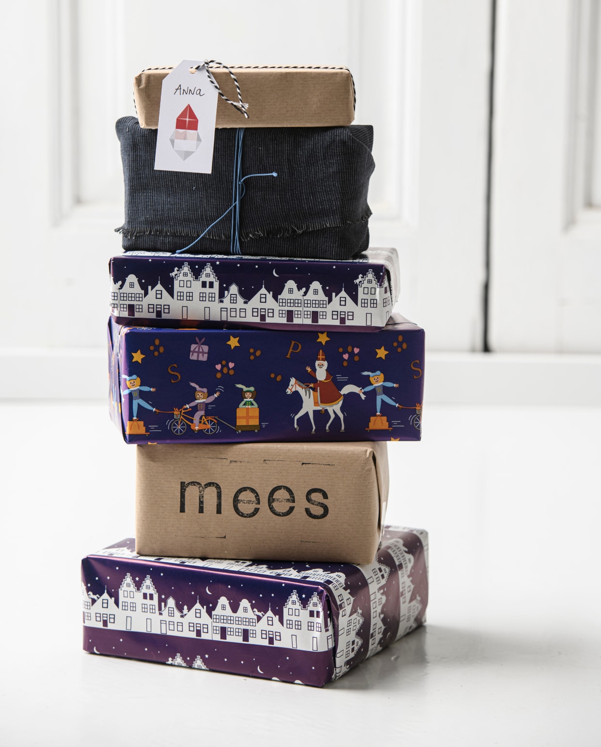 Cadeaulabels van vtwonen. Overig onbekend. Productie Corrien Flohil, Rolien van der Leeuw | Fotografie Louis le Mere