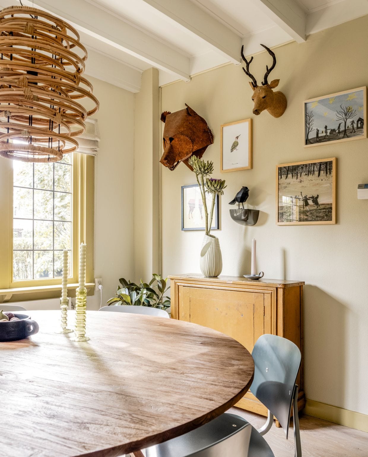 Weer verliefd op je huis aflevering 9 seizoen 19, Fietje in Haarlem, eethoek Weer verliefd op je huis aflevering 9 seizoen 19 | styling Fietje Bruijn | fotografie Sonja Velda