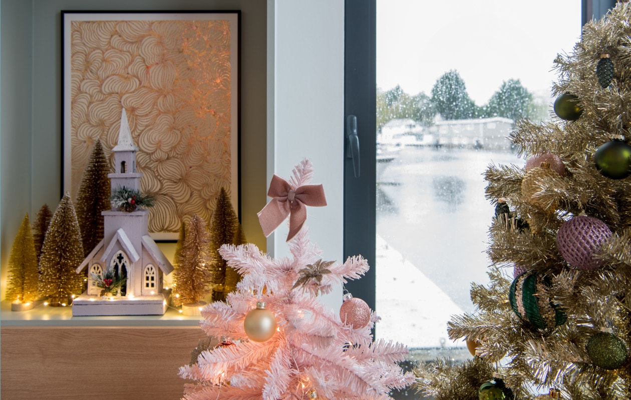 christmas all the way zo vier je kerst in scandinavische stijl met hout en pasteltinten