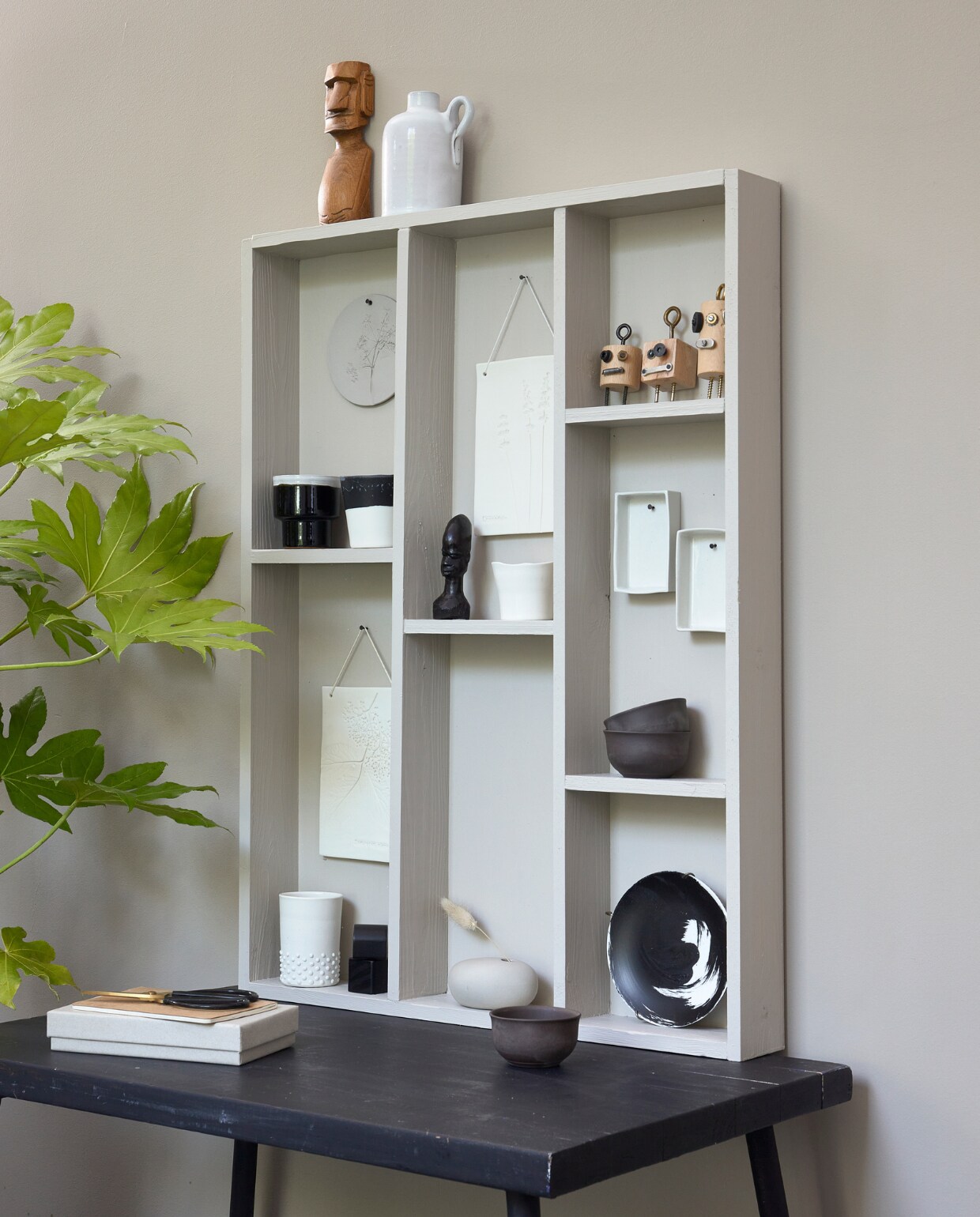 Alles privébezit. styling en uitvoering Corrien Flohil | fotografie Dennis Brandsma