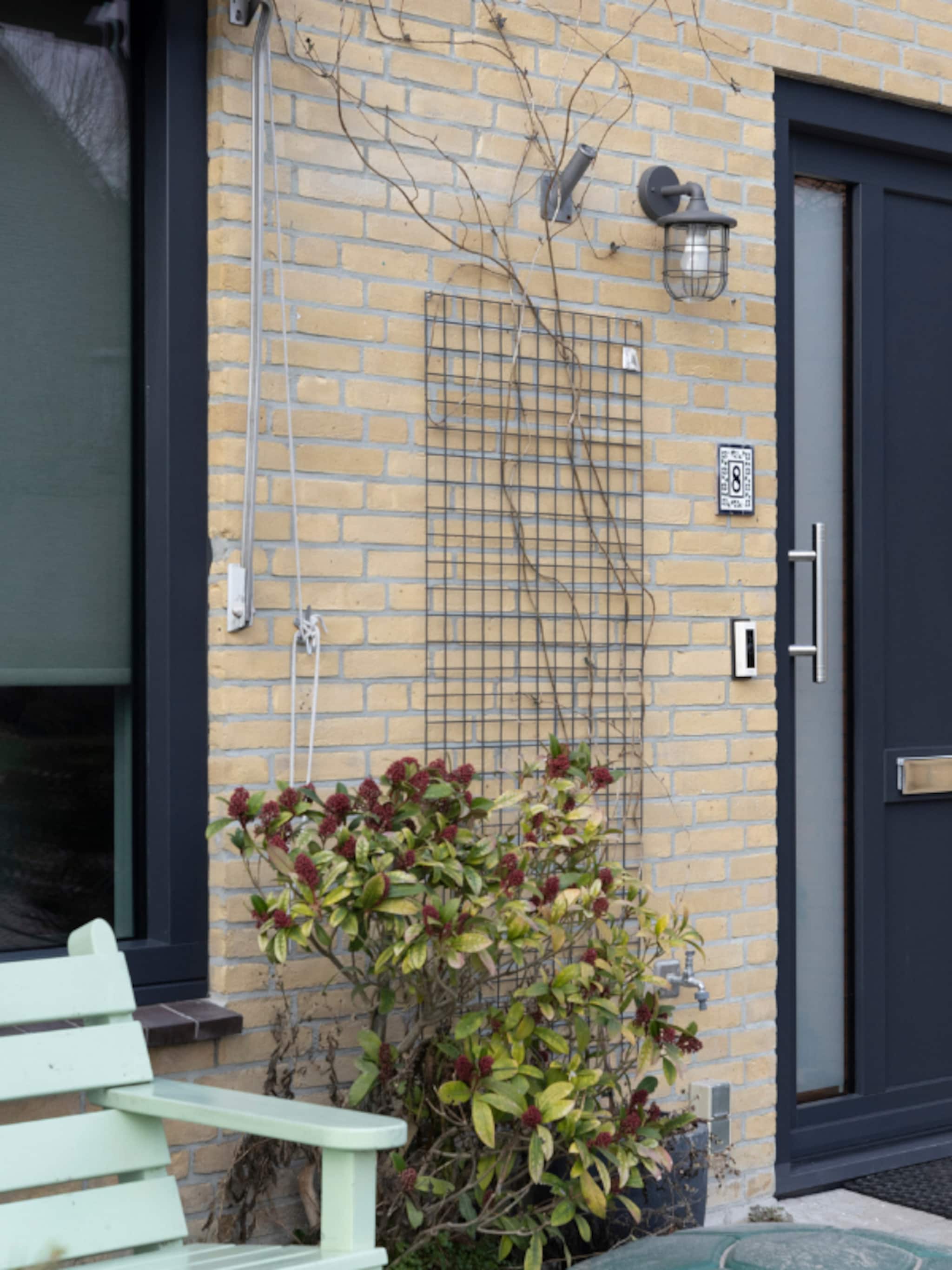 houd tocht buiten de deur met een brievenbusborstel