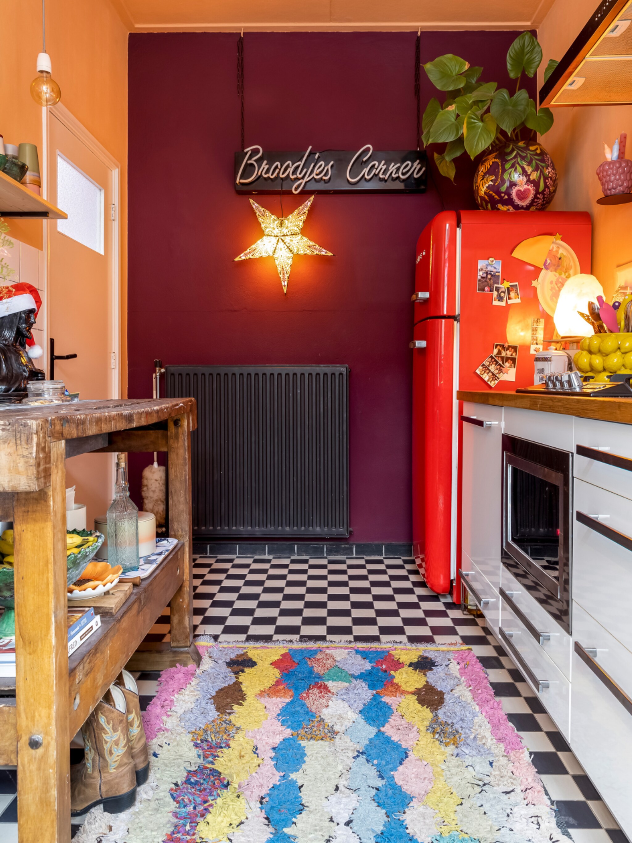 woonidee een werkbank in het interieur voor een vintage en industriele look