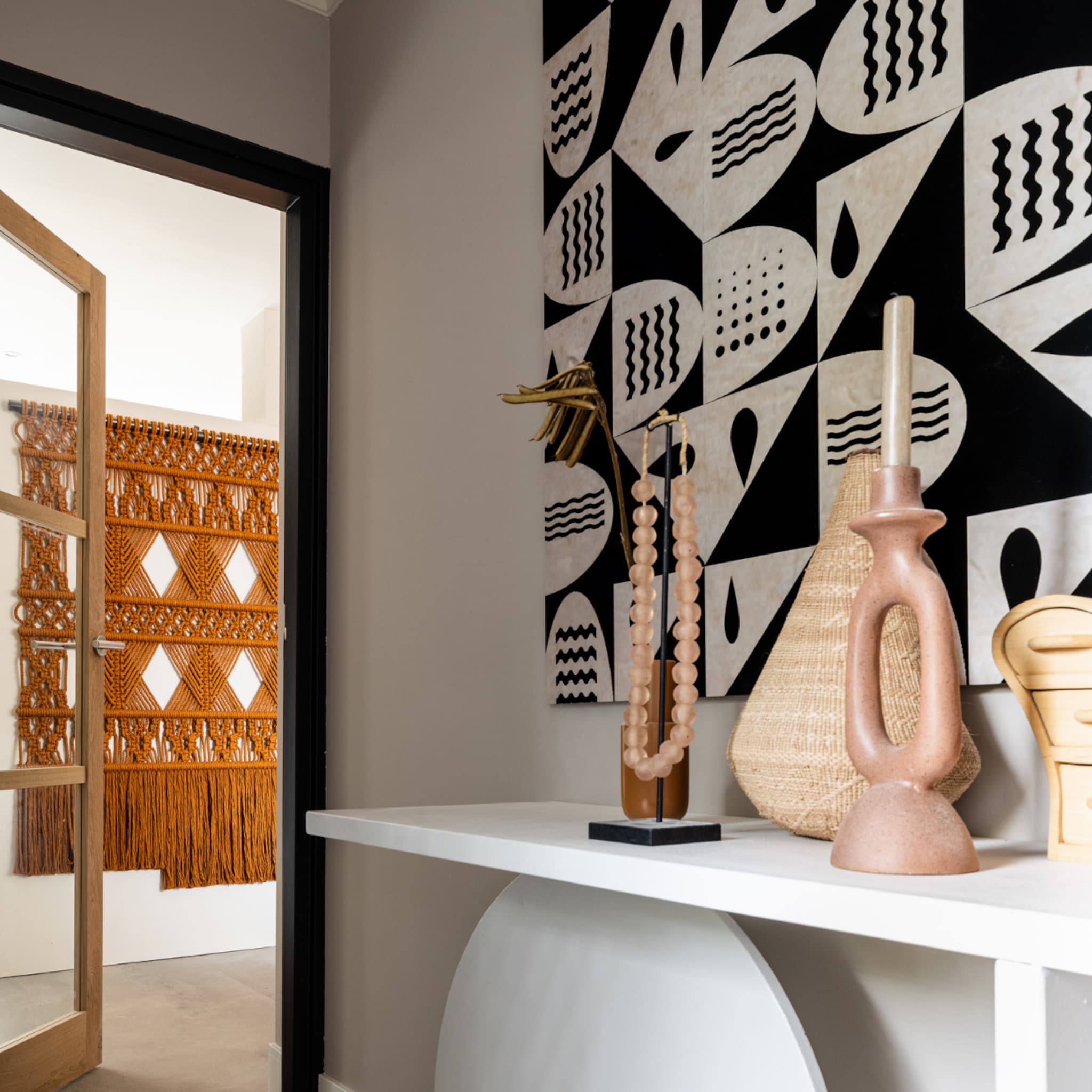 kunst ophangen in de hal