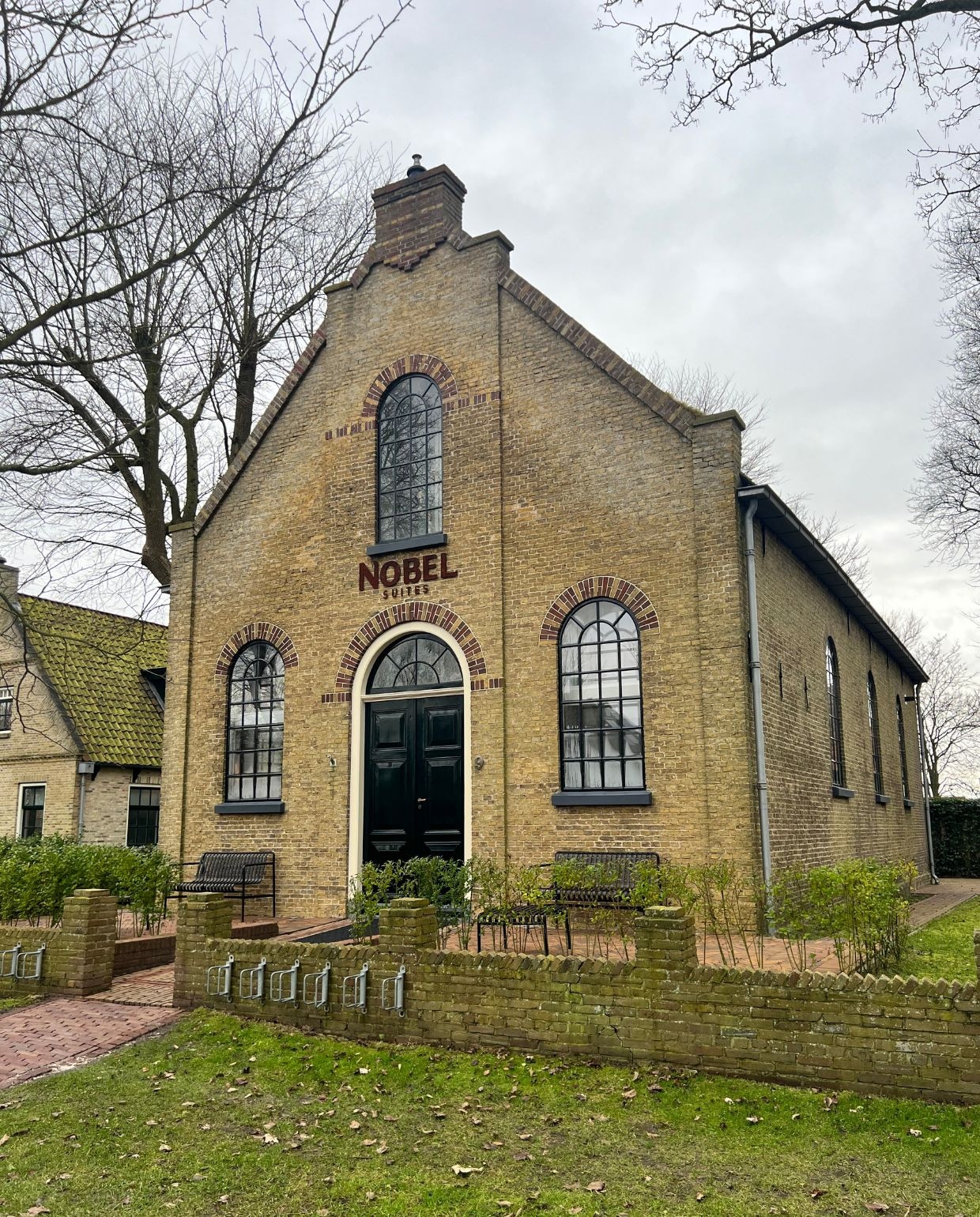 De kerksuite van Nobel in Ballum vtwonen | fotografie Adeline Mans