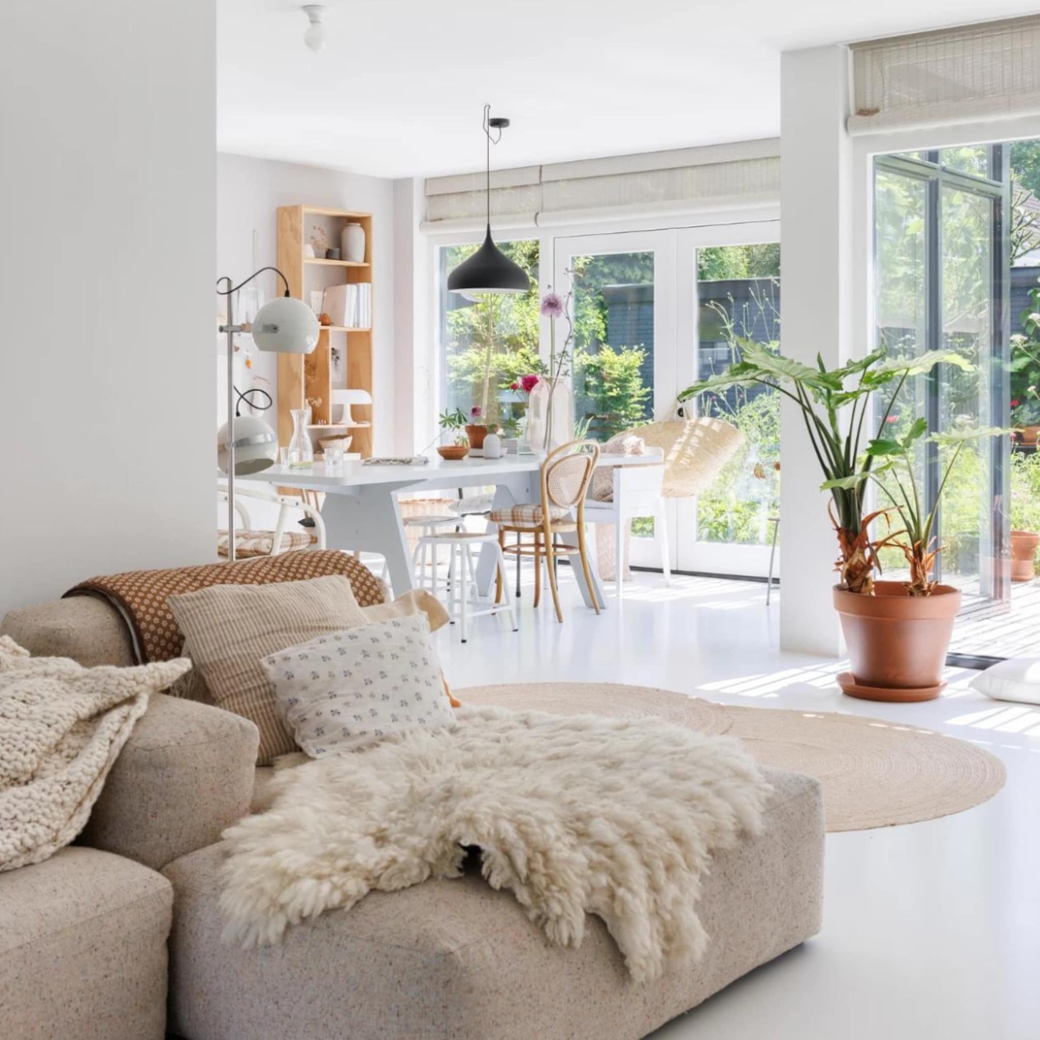 linkinbio-20240118-binnenkijken-frisse-jaren-50-woning