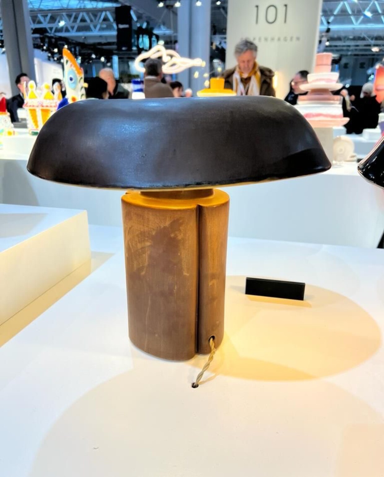 Lamp van Serax vtwonen | fotografie Corrien Flohil