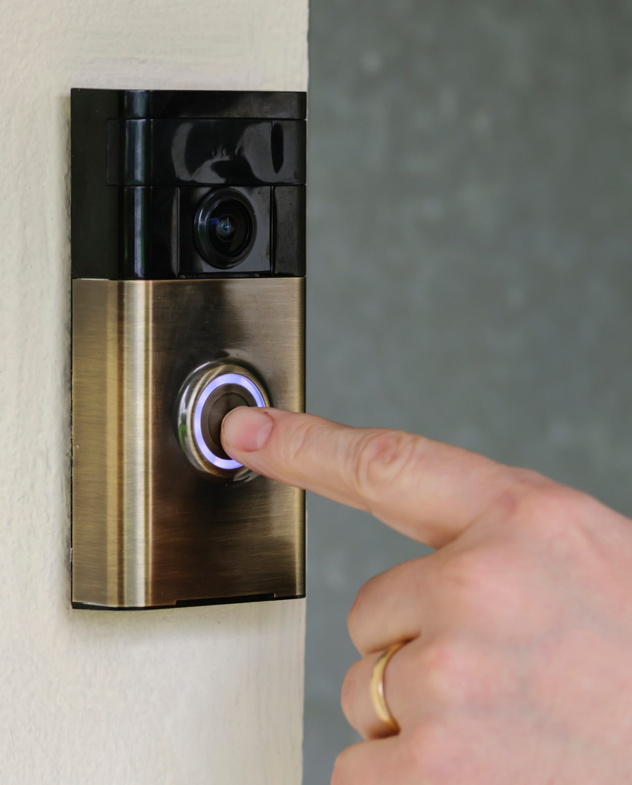 Smart home, gadgets, videodeurbel, deurbel, elektronica Getty Images