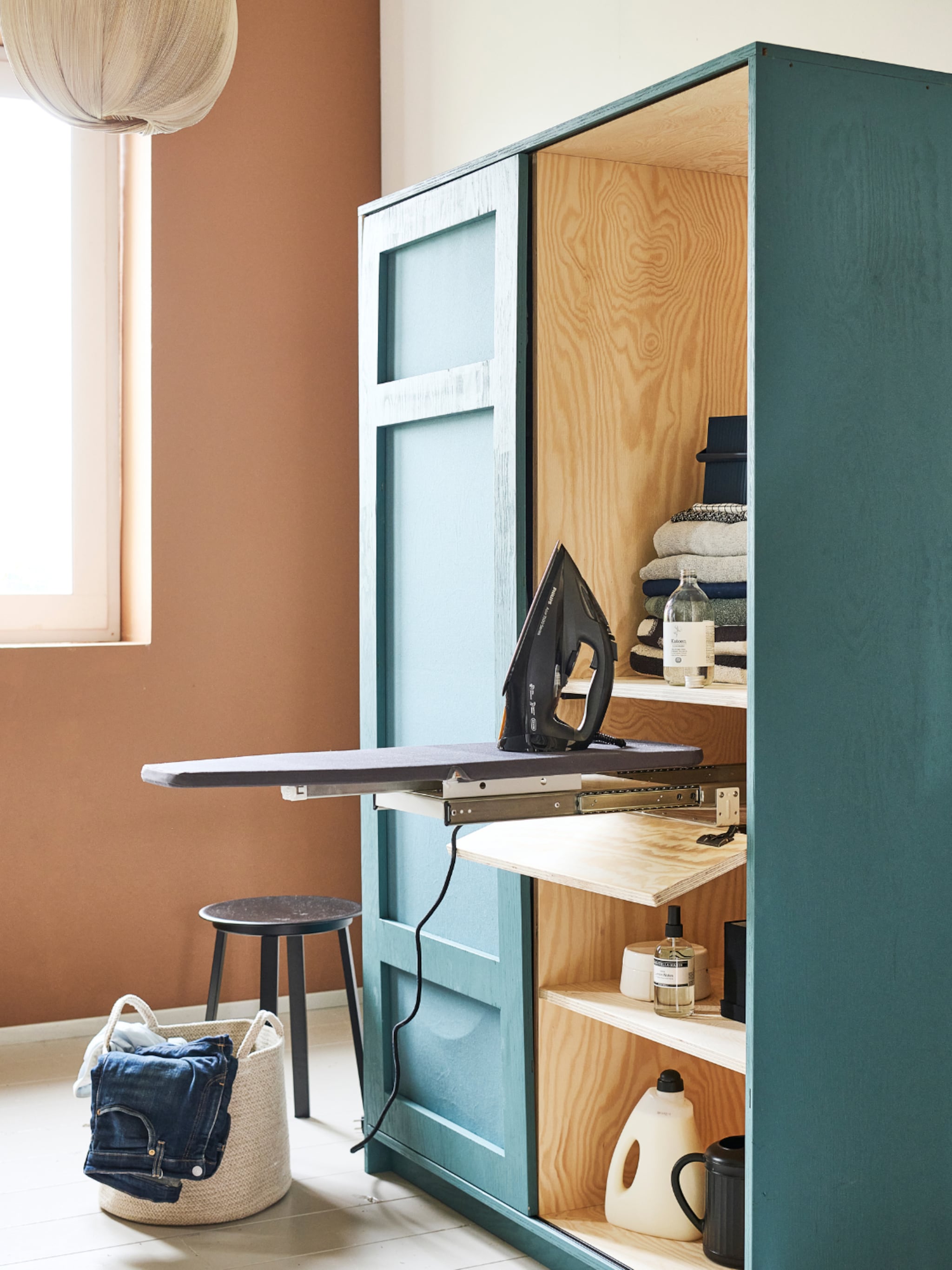 diy een luxe kast voor de wasruimte