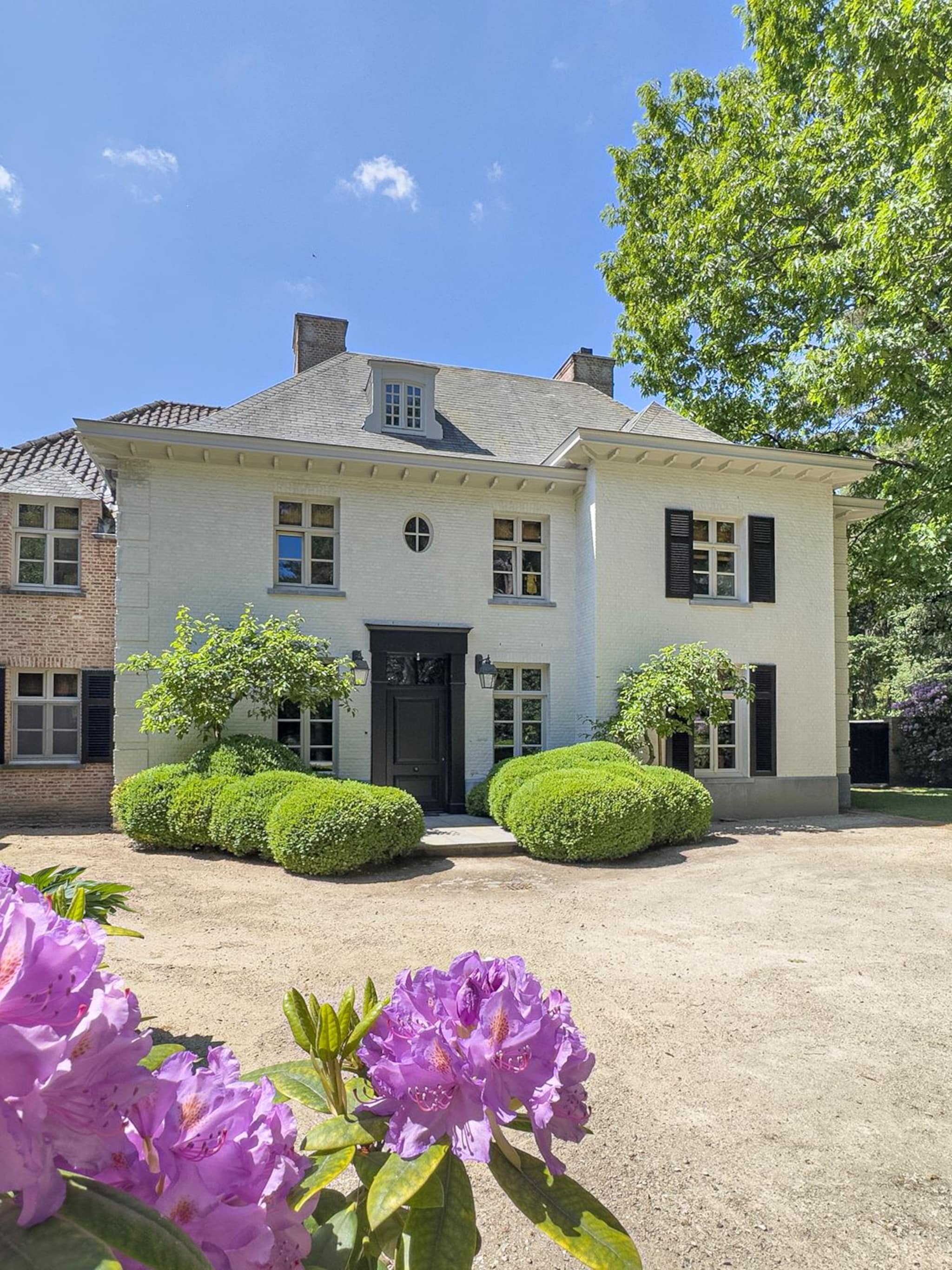 funda parel wonen net als in de provence in dit statige landhuis