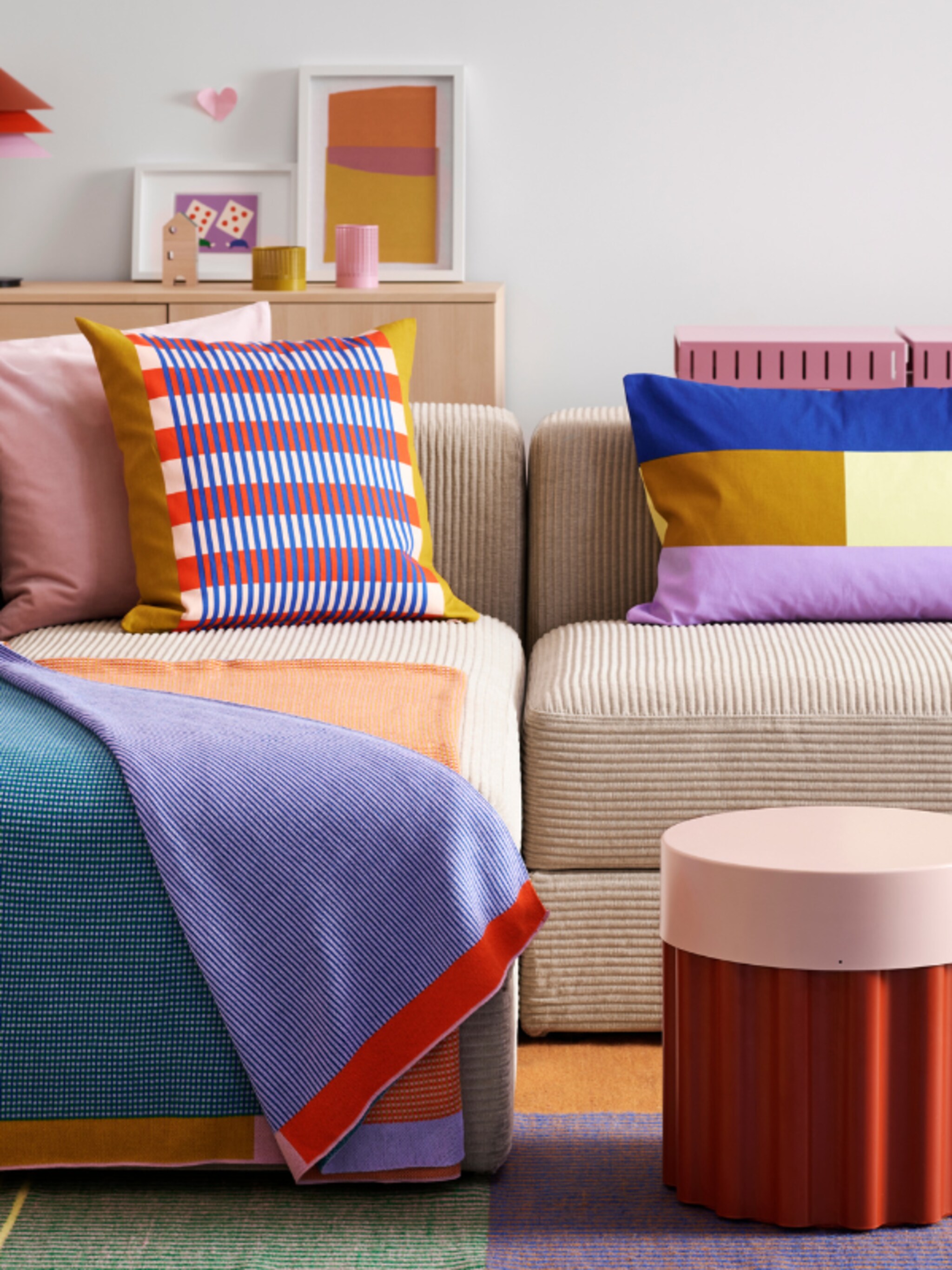 ikea x raw color deze kleurrijke tesammans collectie is een clash made in heaven