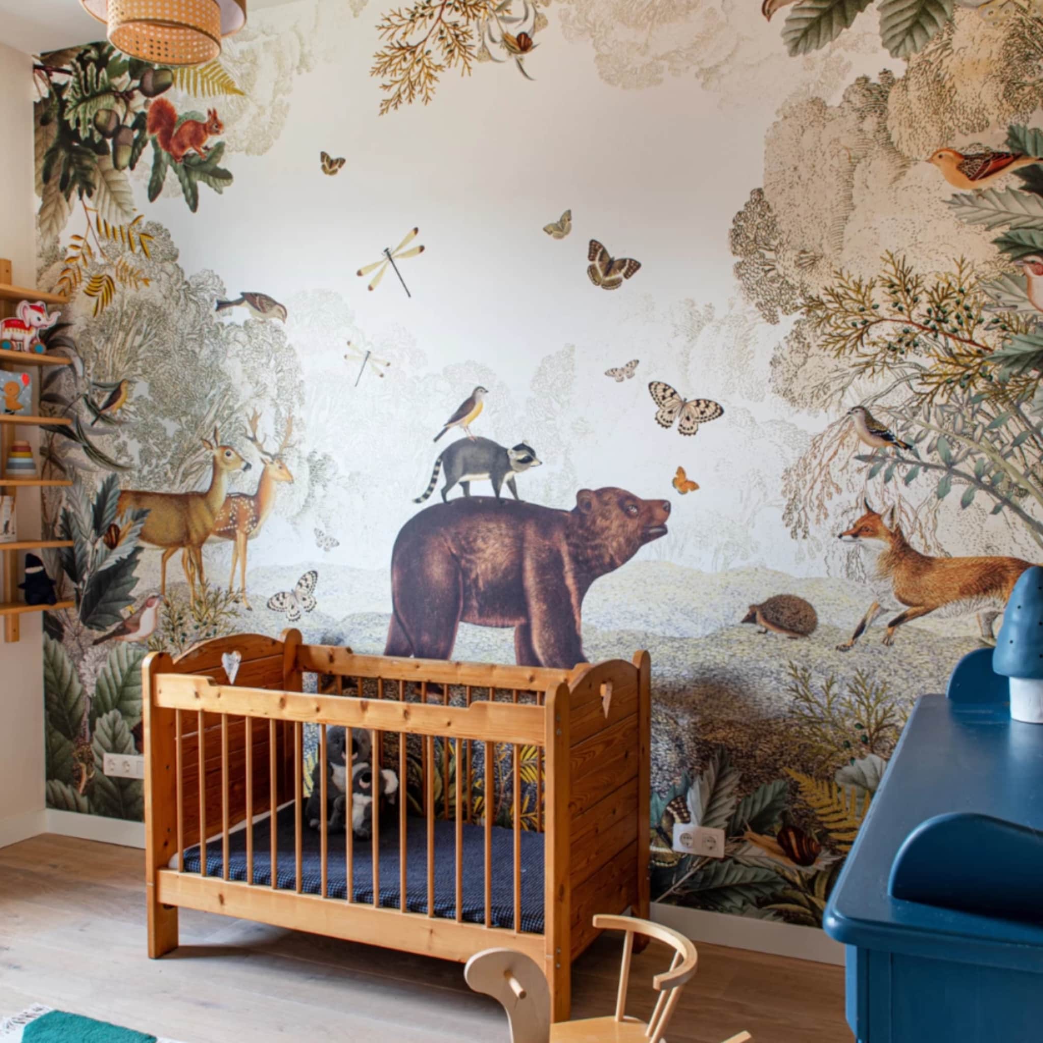 Kinderkamer met dierenbehang