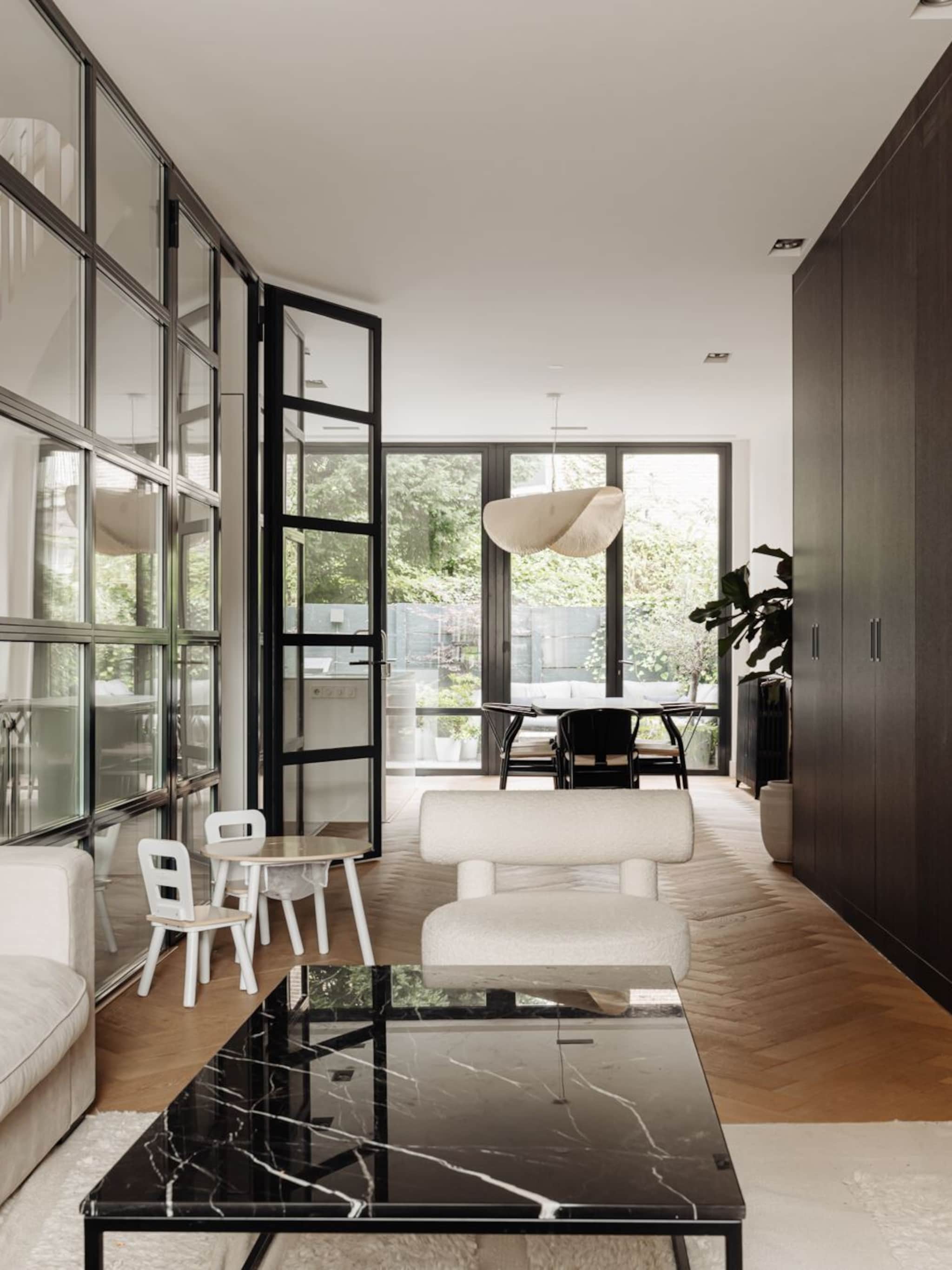 funda parel een statige huurwoning met japandi interieur