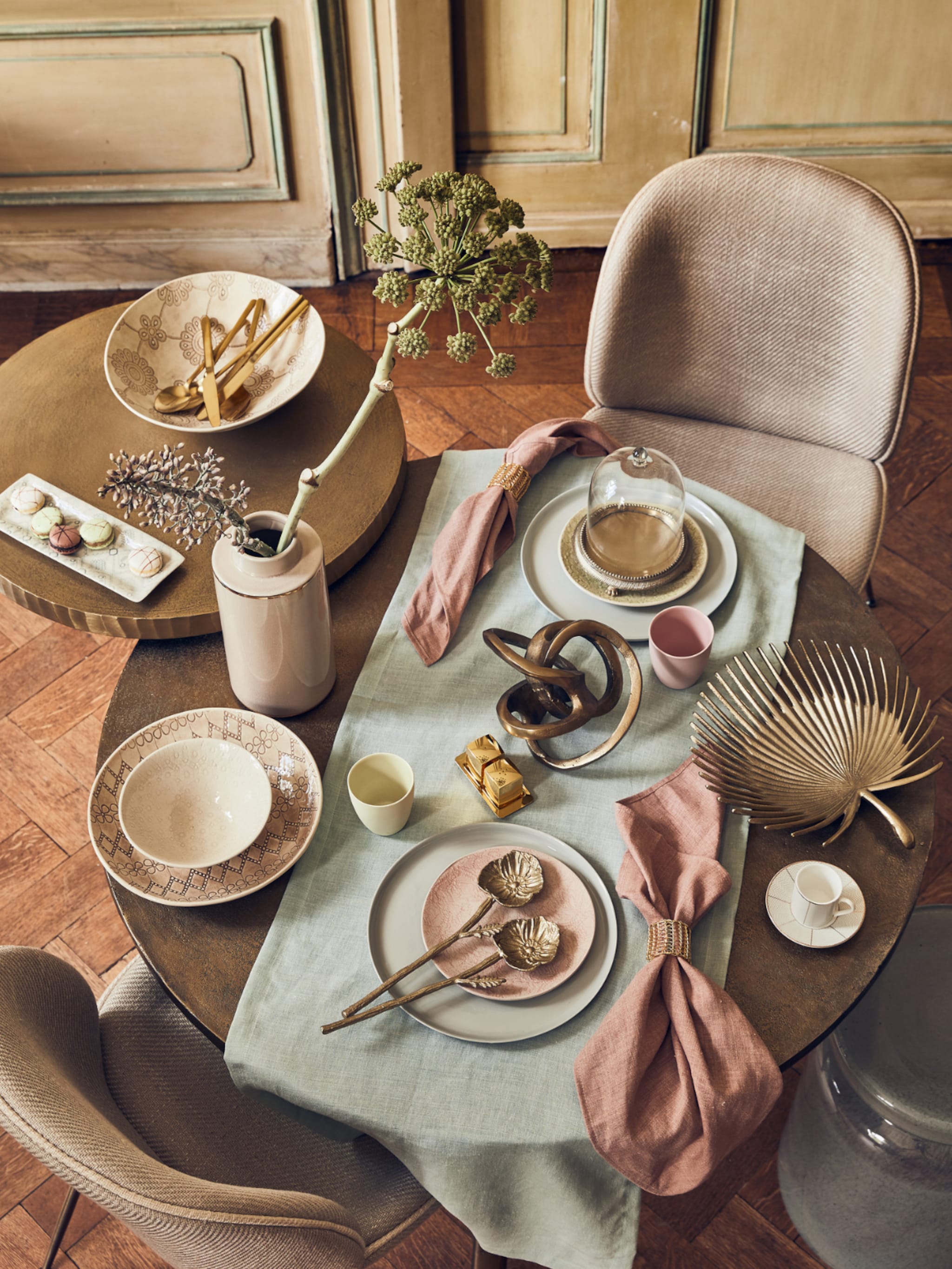 aan tafel smaakvol de tafel dekken voor pasen