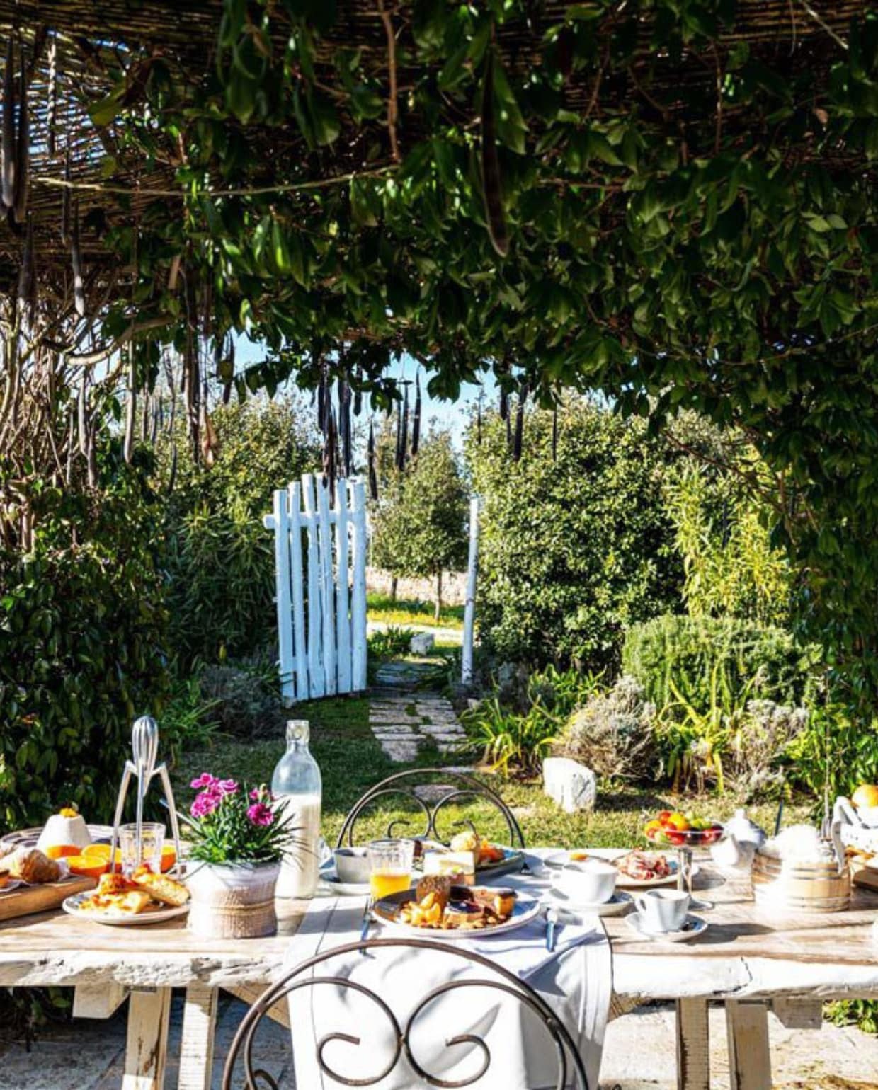 Diner bij Leonardo Trulli Resort. Leonardo Trulli Resort