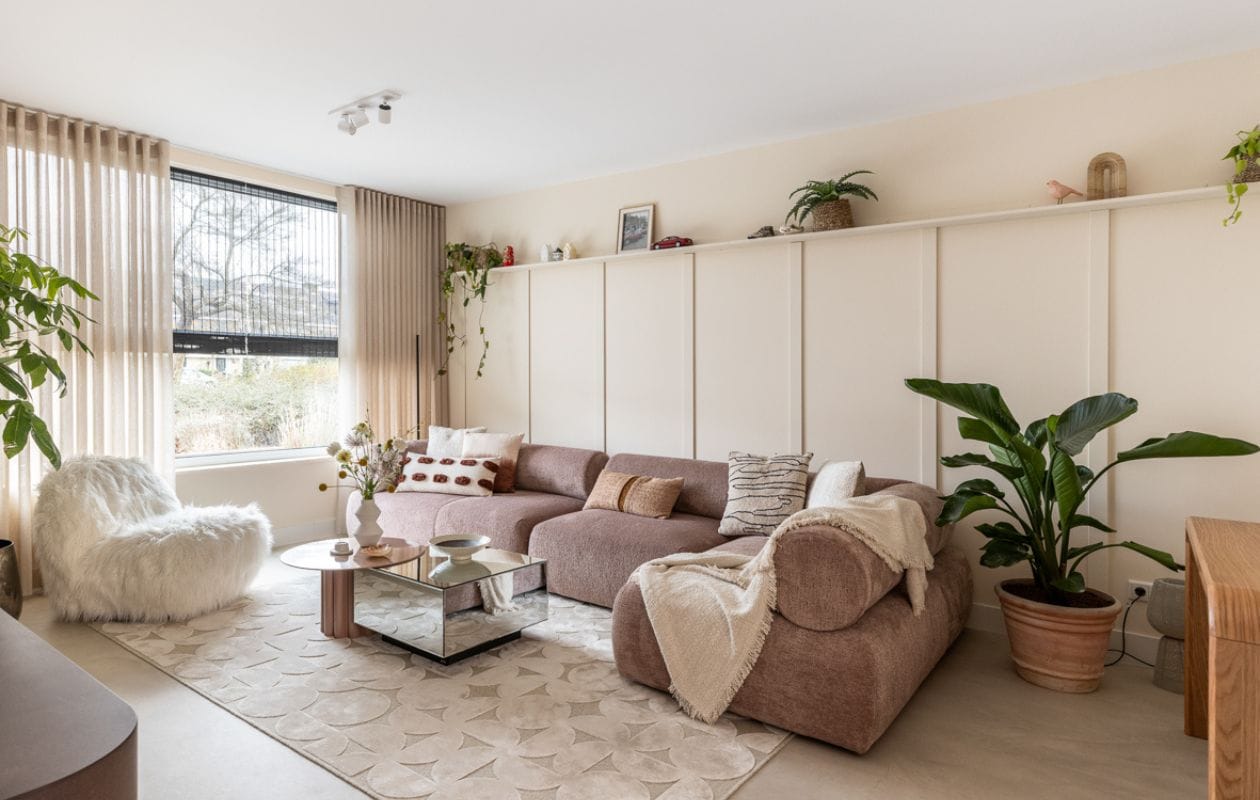 Weer verliefd op je huis aflevering 6 seizoen 20, Eva in Badhoevedorp, zitkamer Weer verliefd op je huis aflevering 6 seizoen 20 | styling Eva van de Ven | fotografie Margriet Hoekstra