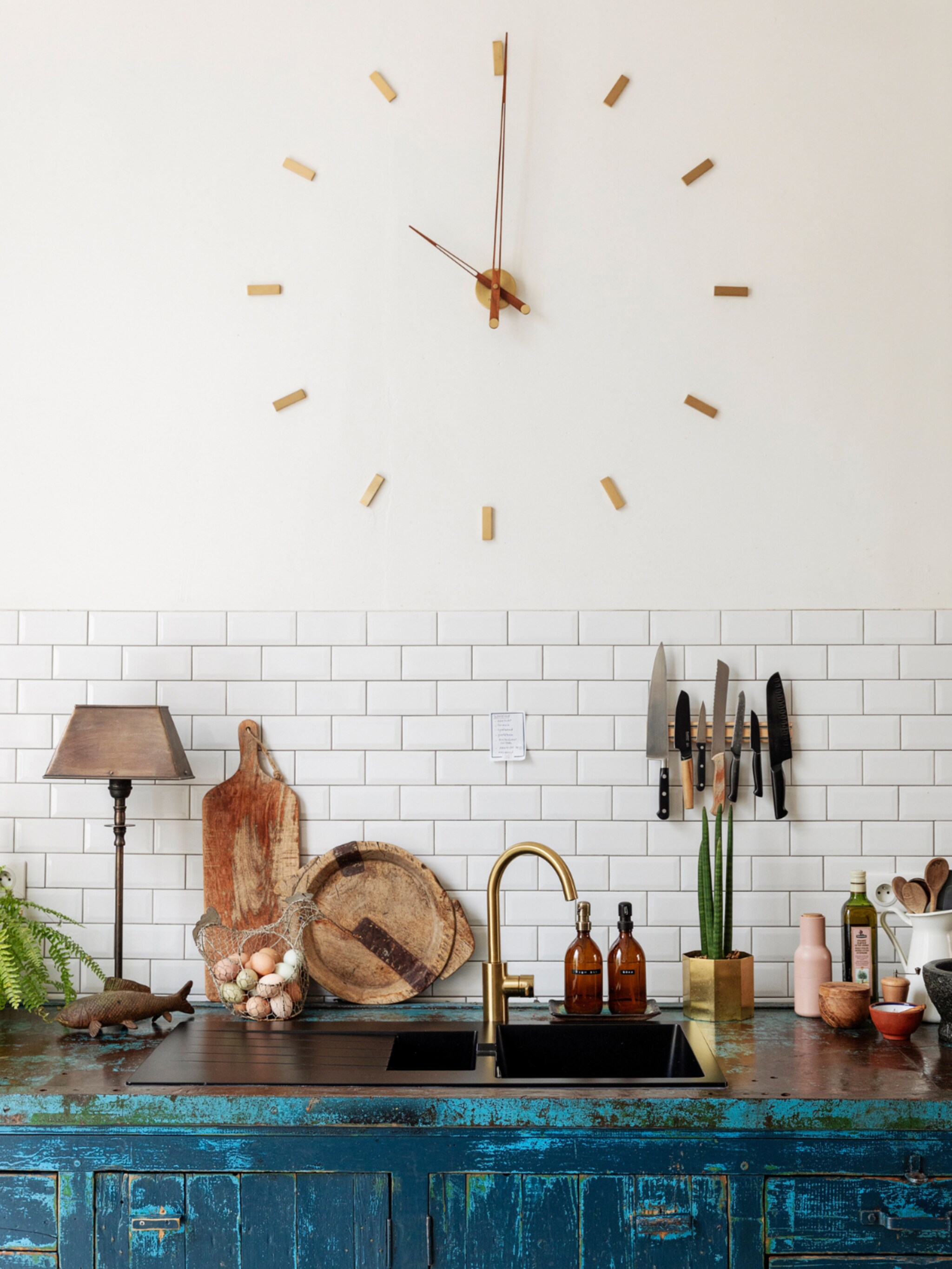 de tijd dringt dit zijn de mooiste design klokken voor in de woon kamer