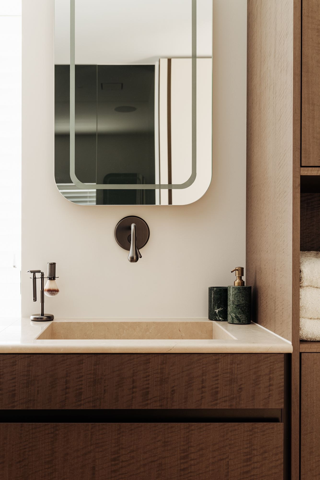 Funda-parel: super chic penthouse in Amsterdam dat tot in de puntjes gestyled is Funda - Broersma Wonen