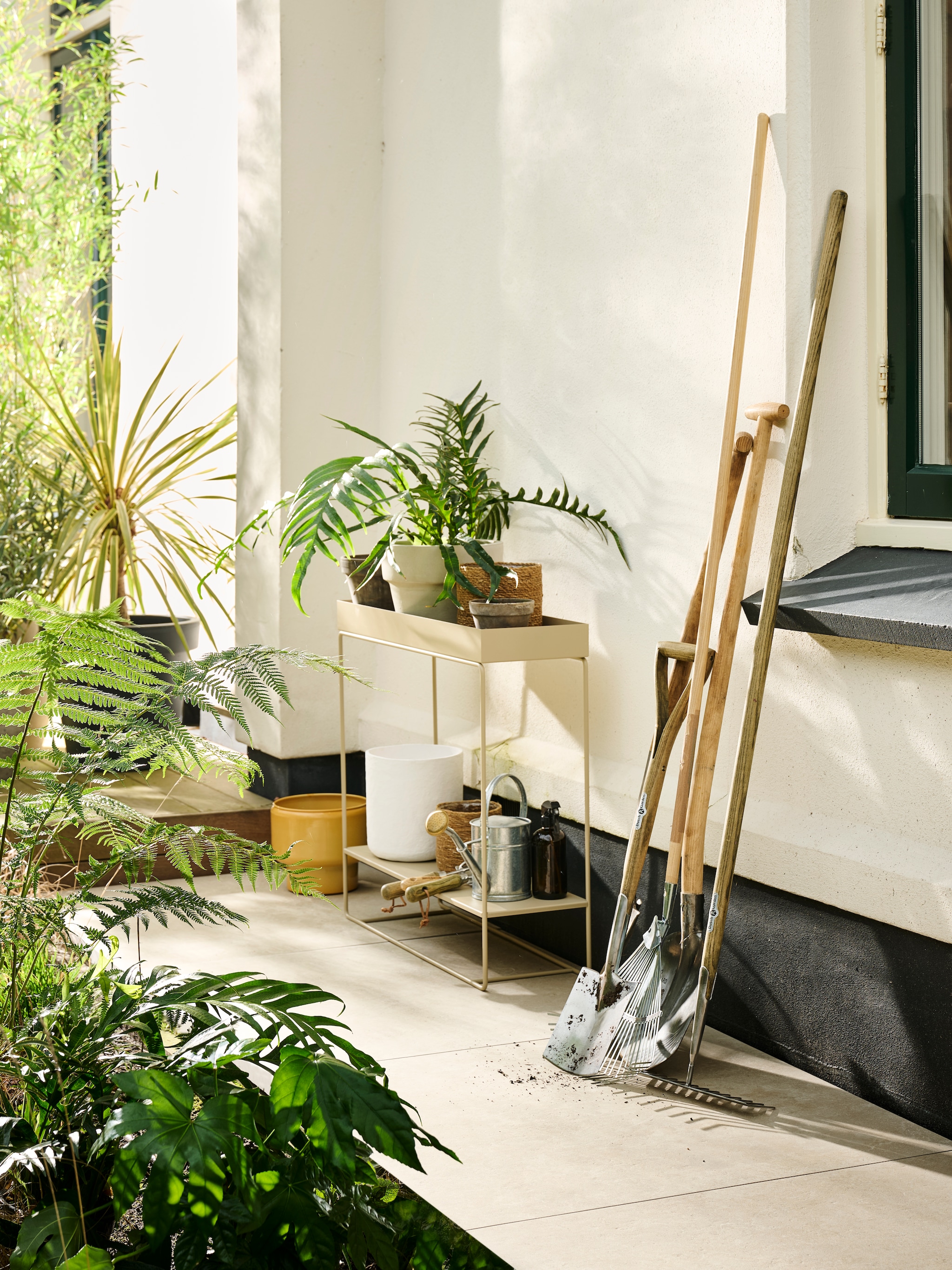 rommelige tuin opruimen tips
