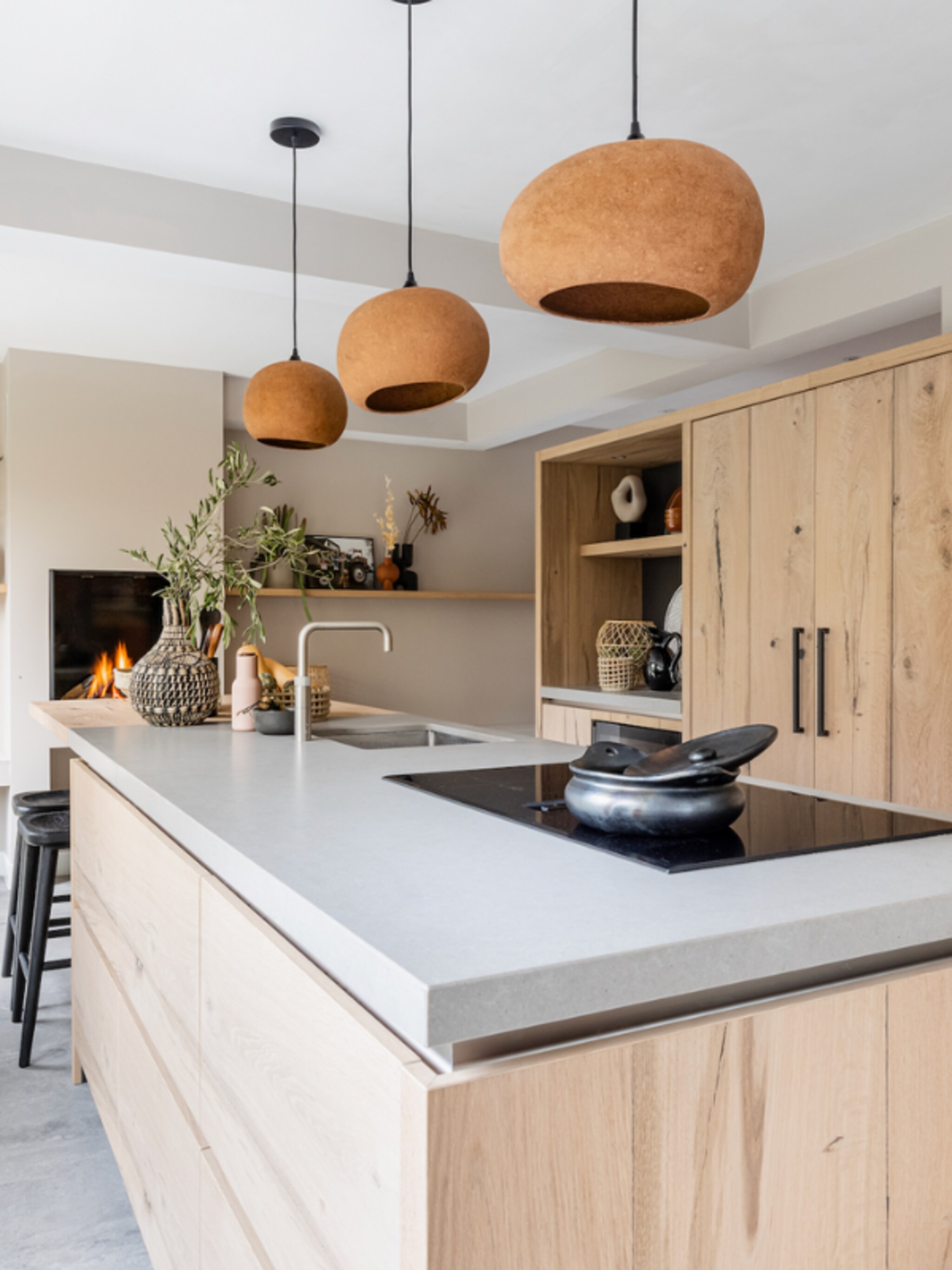 houd je van rauw en robuust ga voor een stoere keuken met betonlook