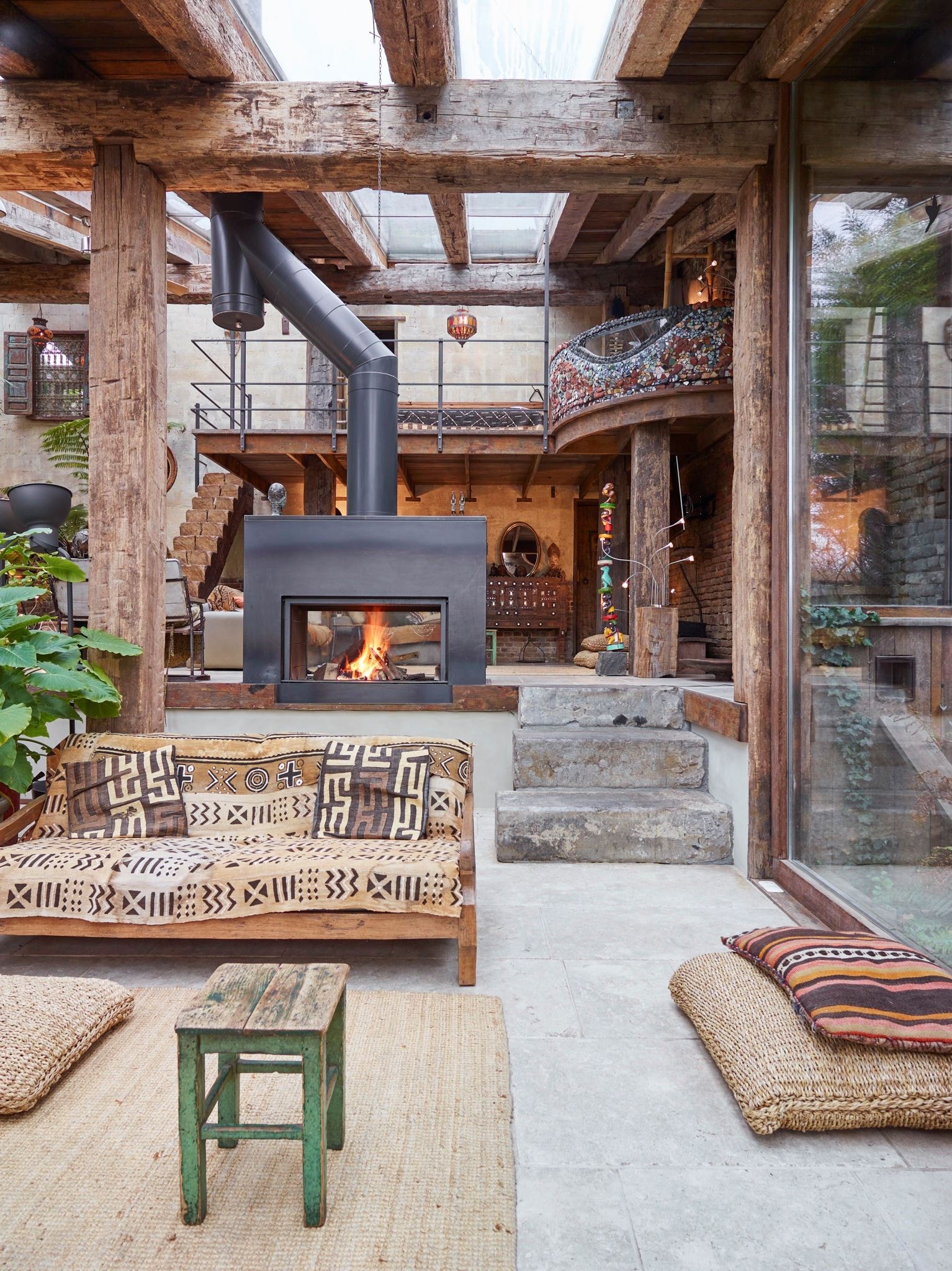 Funda-parel: wegdromen naar Bali in deze boerderij met bohemian interieur Funda - Marinus &amp; Partners