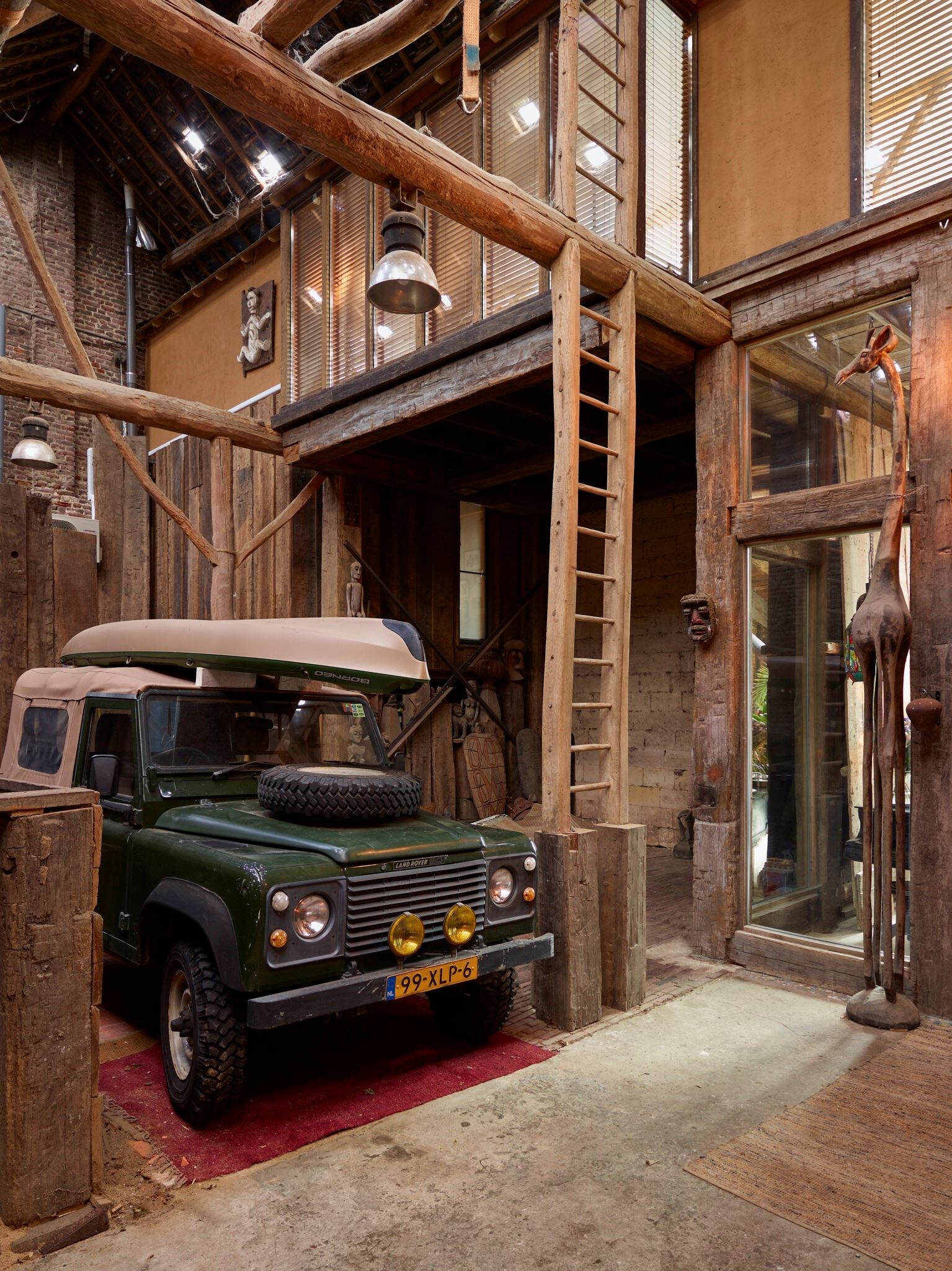 Funda-parel: wegdromen naar Bali in deze boerderij met bohemian interieur Funda - Marinus &amp; Partners