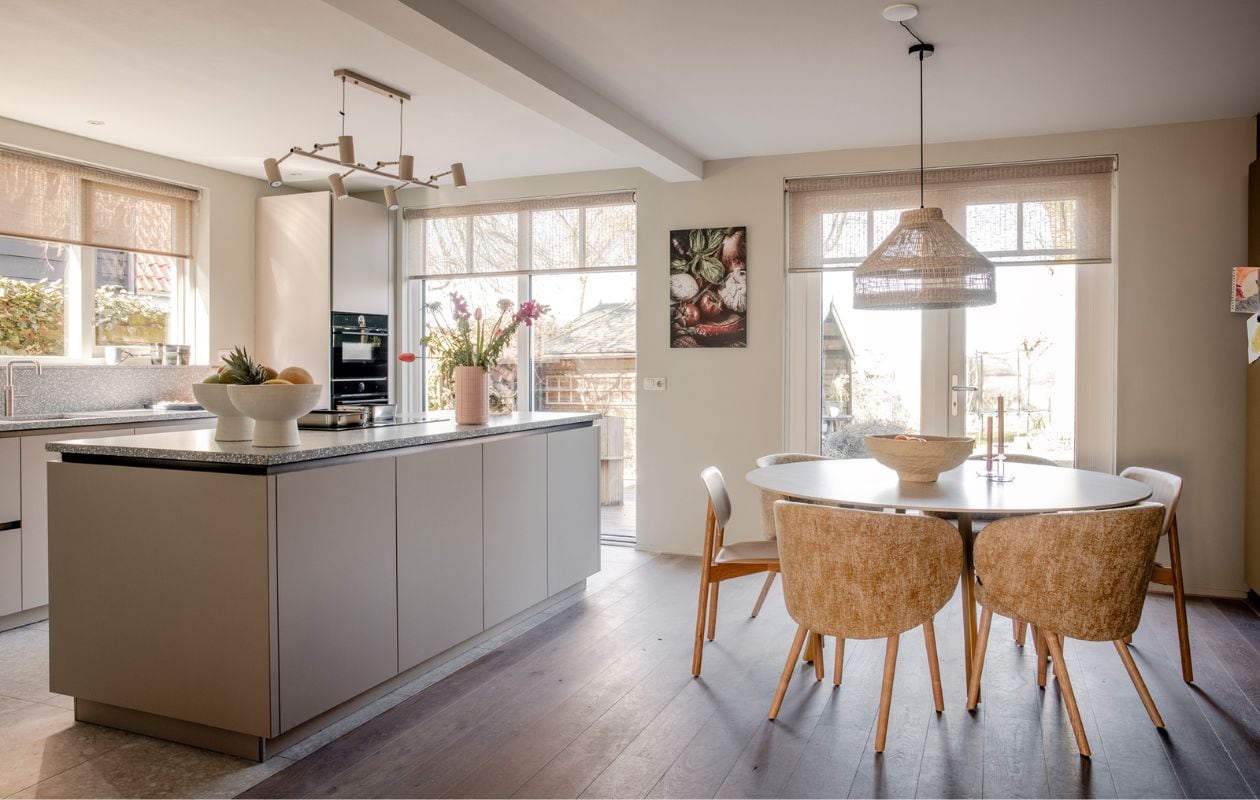 Weer verliefd op je huis aflevering 8 seizoen 20, Fietje in Oostwoud, keuken Weer verliefd op je huis aflevering 8 seizoen 20 | styling Fietje Bruijn | fotografie Sonja Velda