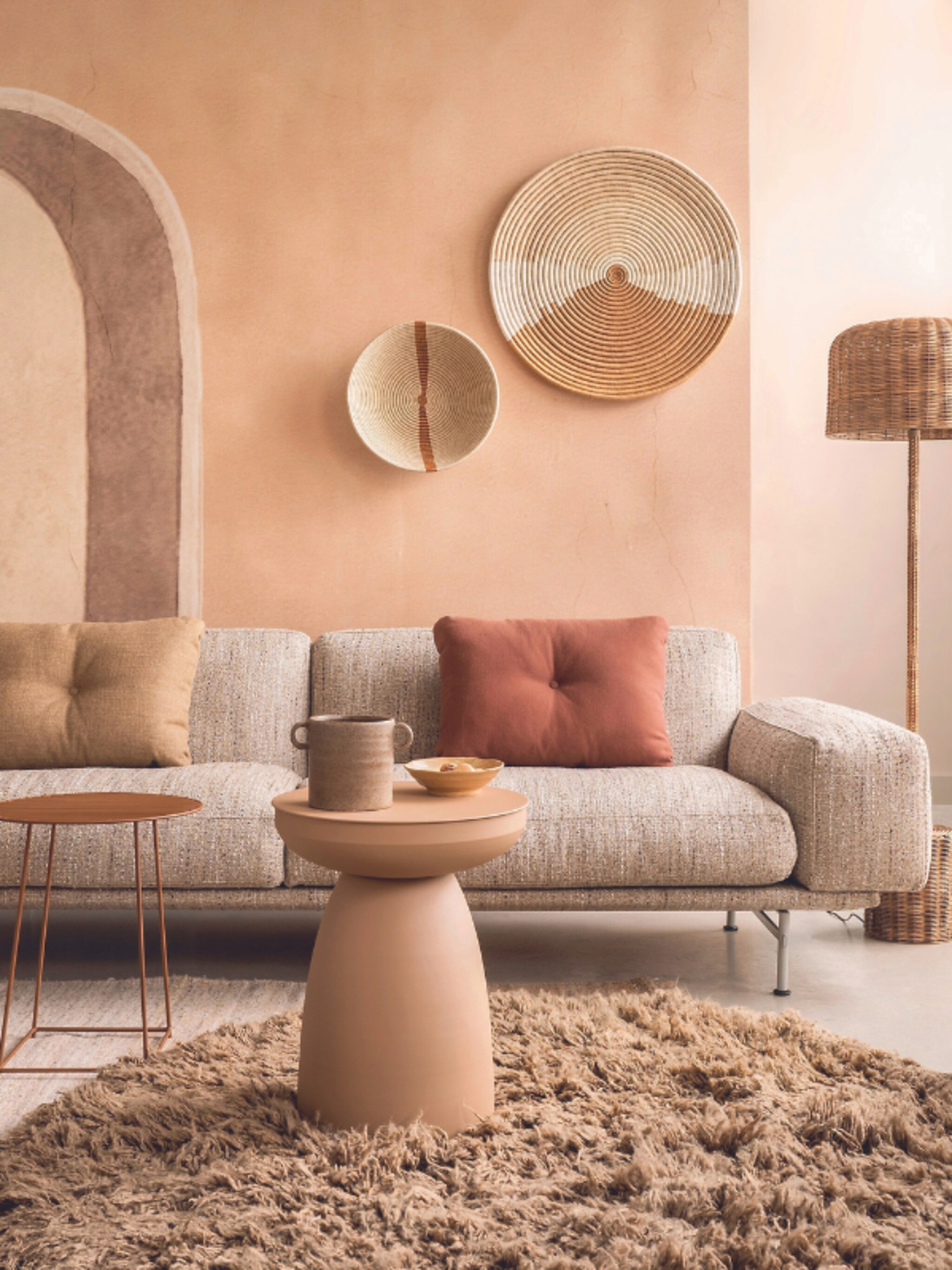 een moodboard vol nudetinten deze kleuren geven het interieur warmte en alles is met elkaar te combineren