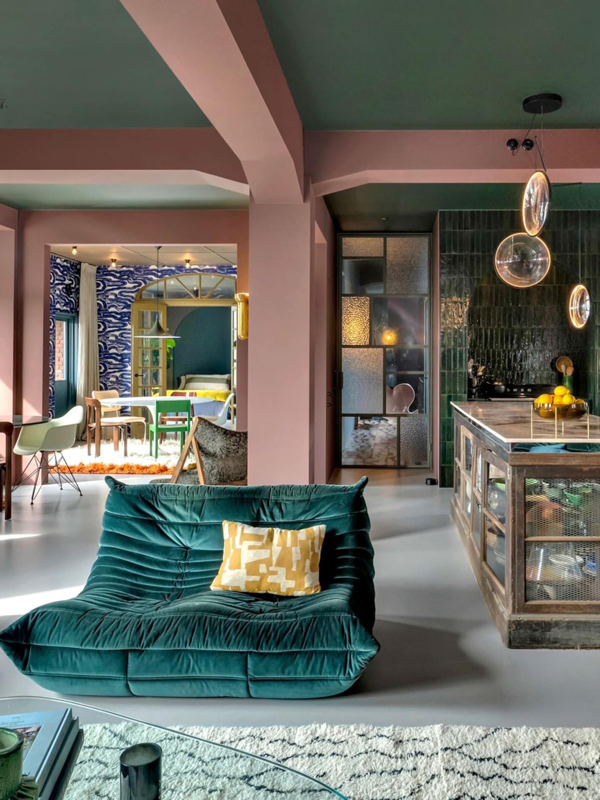 funda parel het kleurrijke stadsappartement van interieurstylist theo bert pot