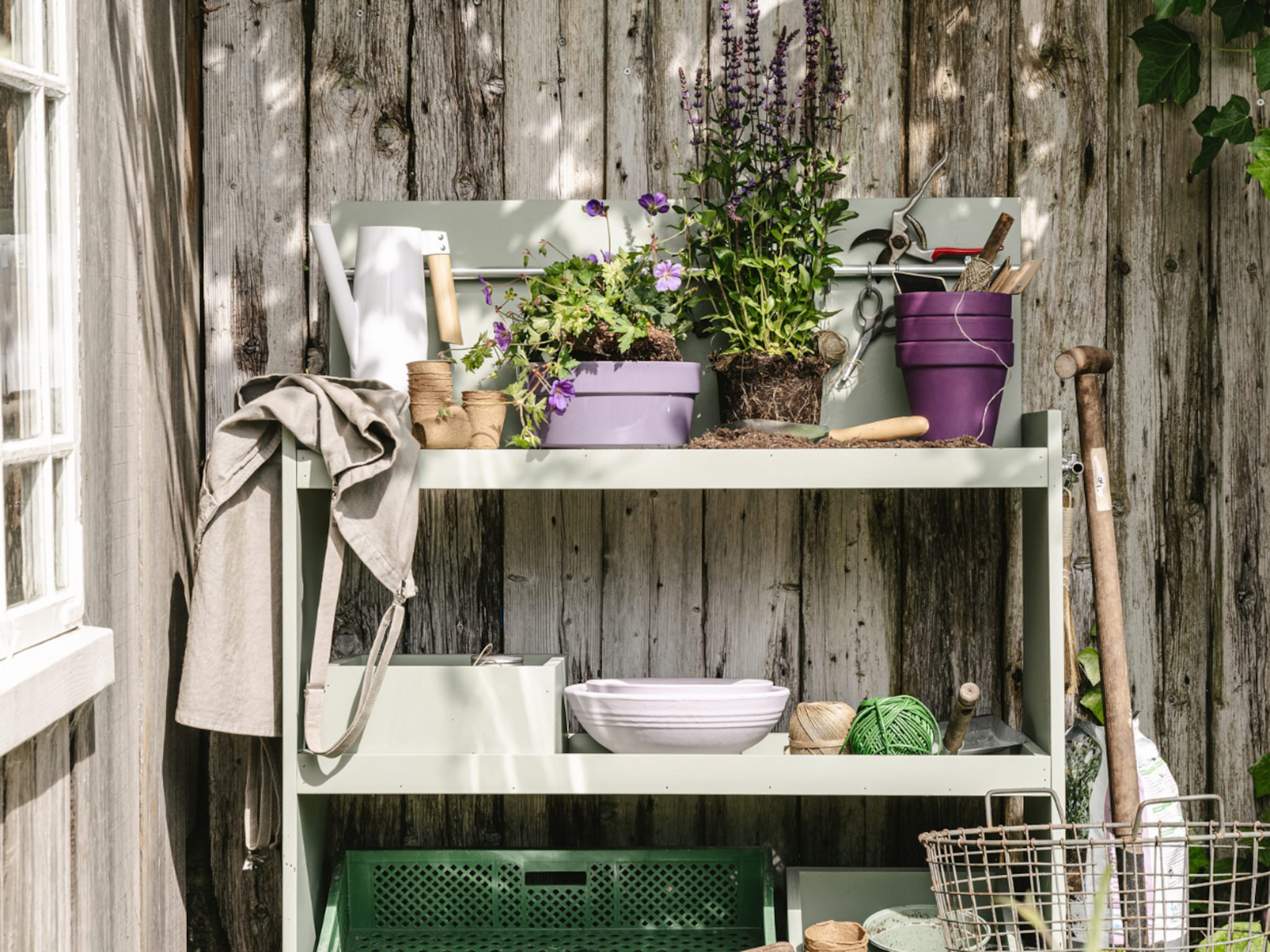 diy verpotkast voor in de tuin