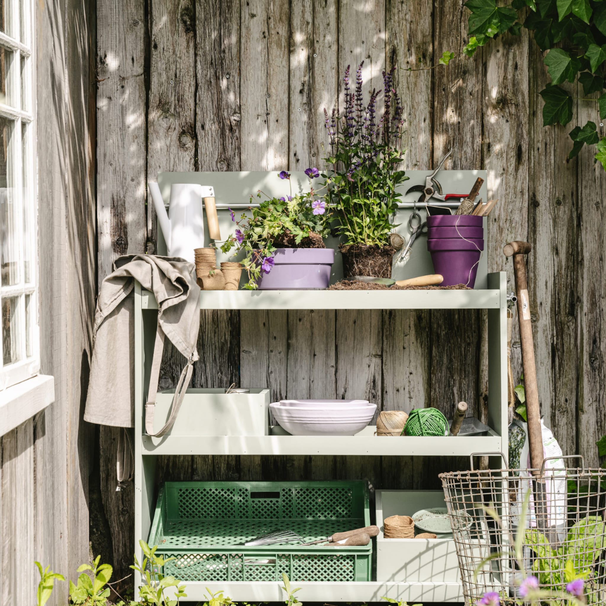 diy verpotkast voor in de tuin