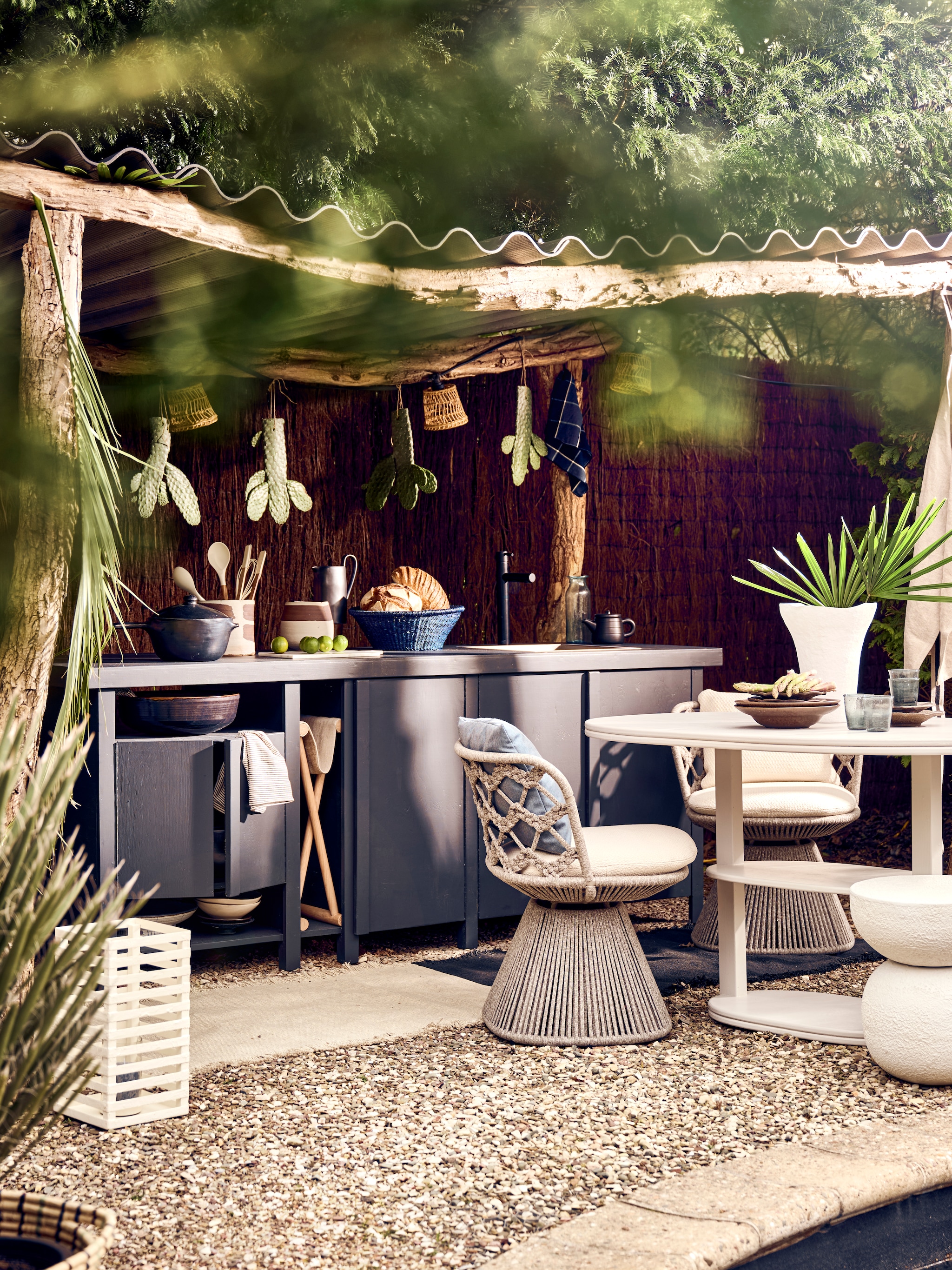 babbelen over buitenkeukens sla deze 5 praktische tips op voor je diy outdoor kitchen