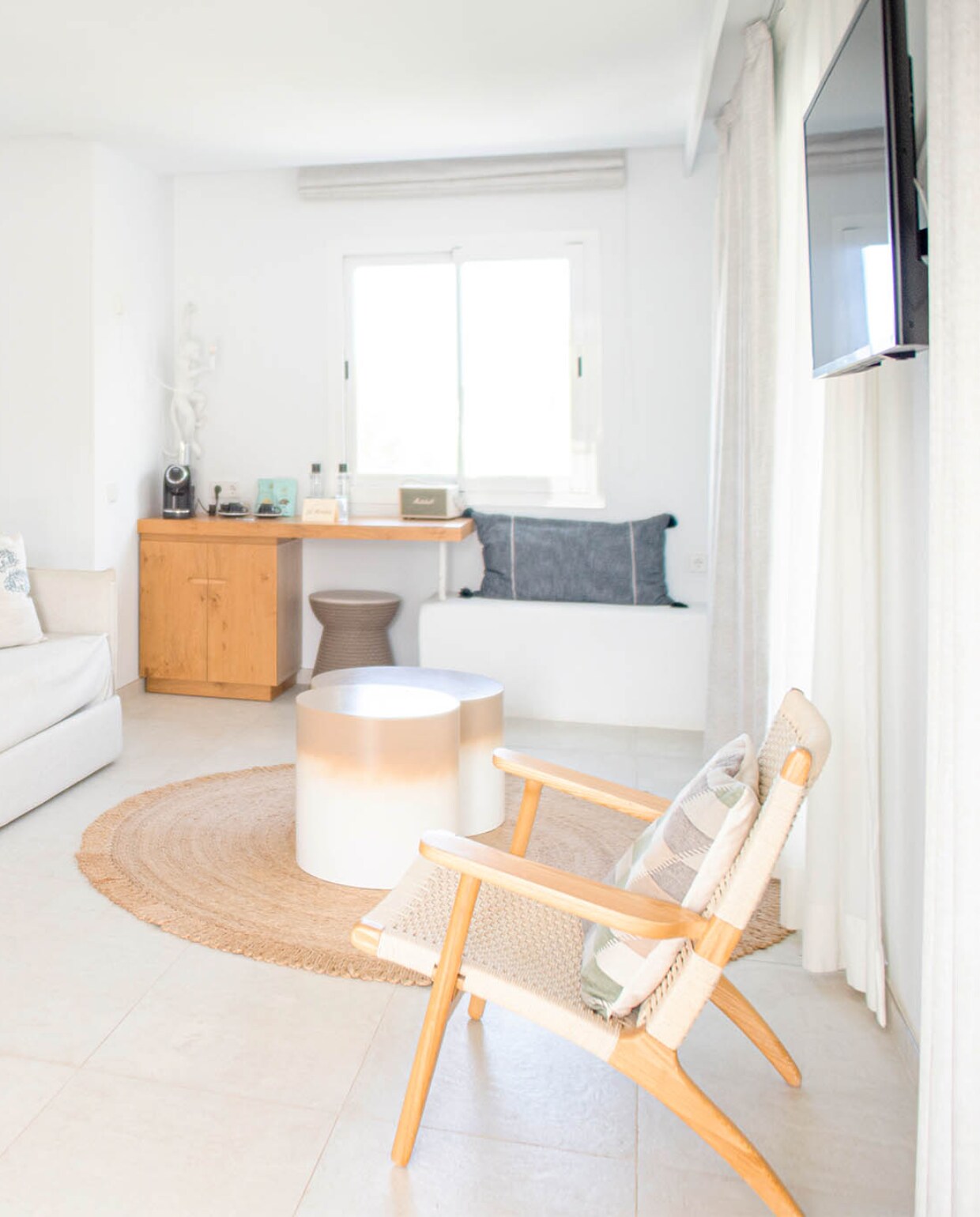 Las Mimosas Ibiza, de zithoek van de kamer. Las Mimosas Ibiza