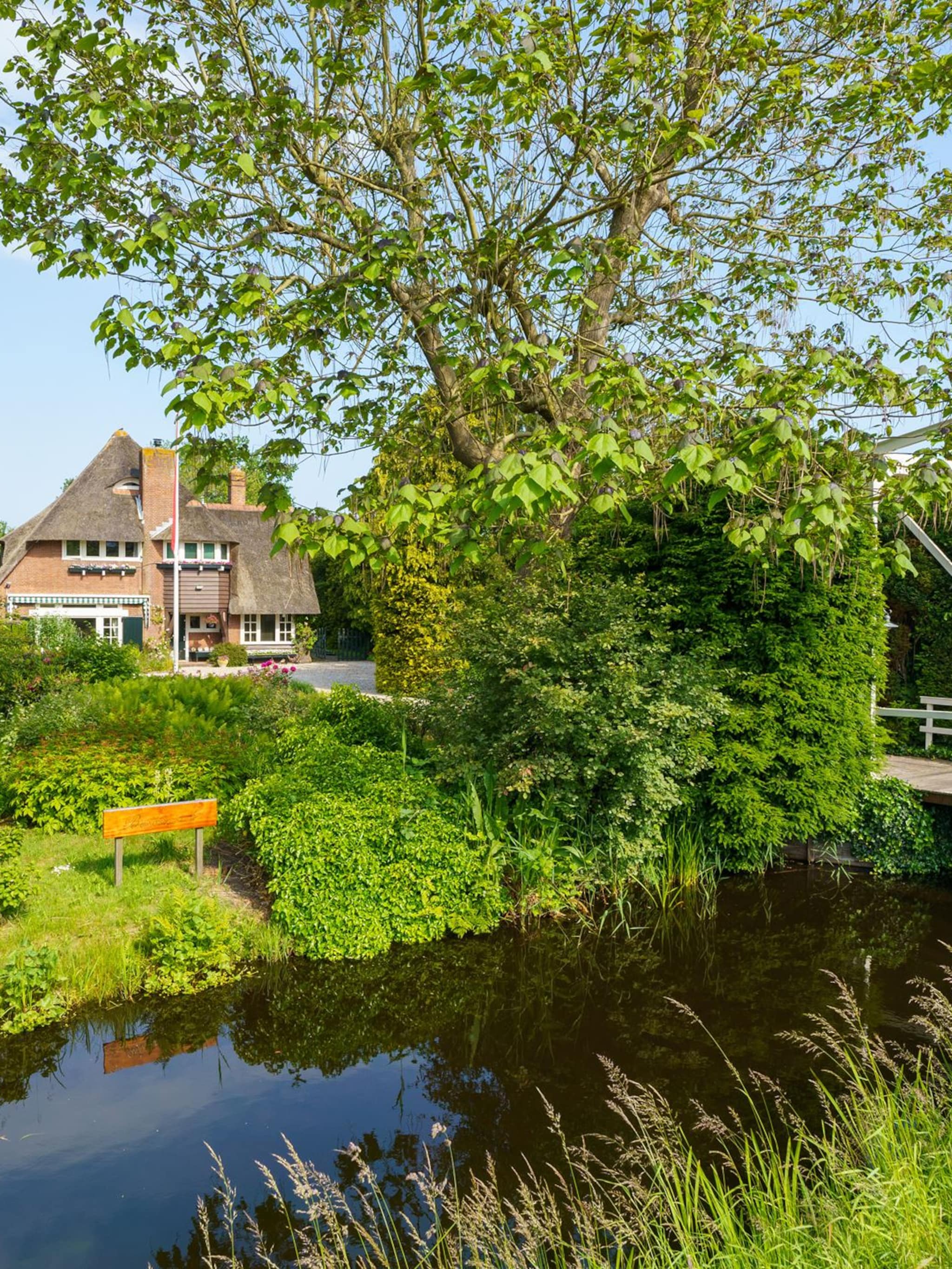 funda parel wauw vakantie in eigen tuin was nog nooit zo treffend