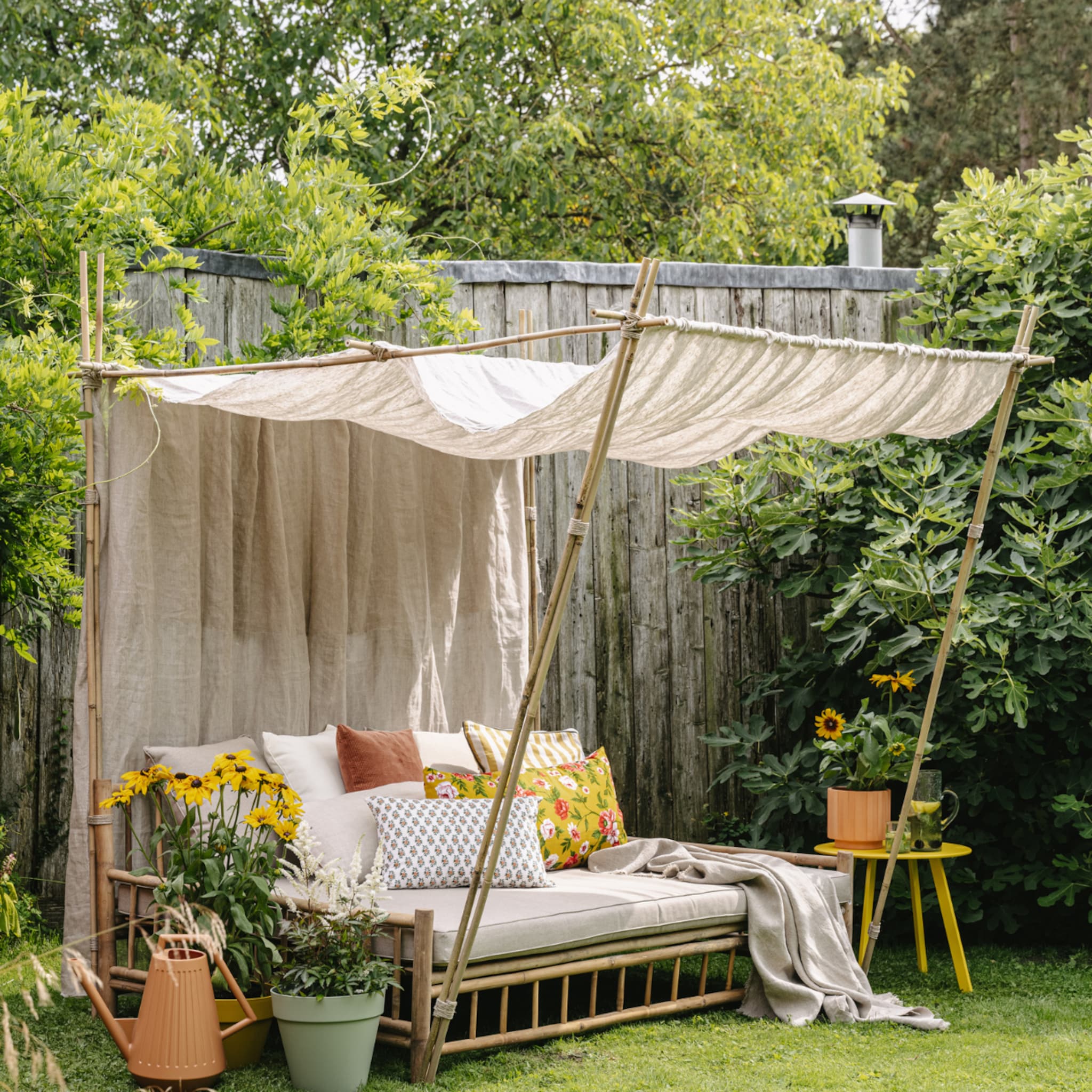 diy bamboe ligbank tuin