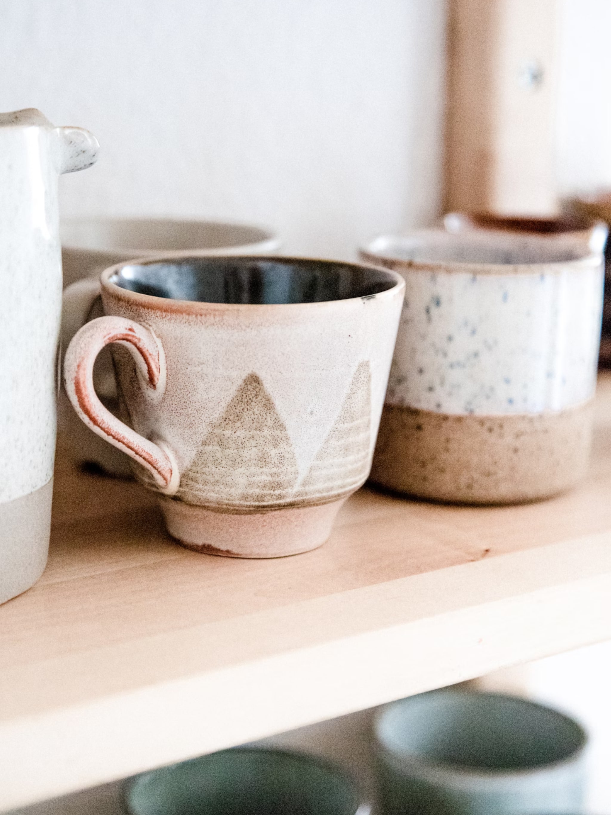 5x shoppen kleurrijke sets 70 s kopjes onder de 30 euro