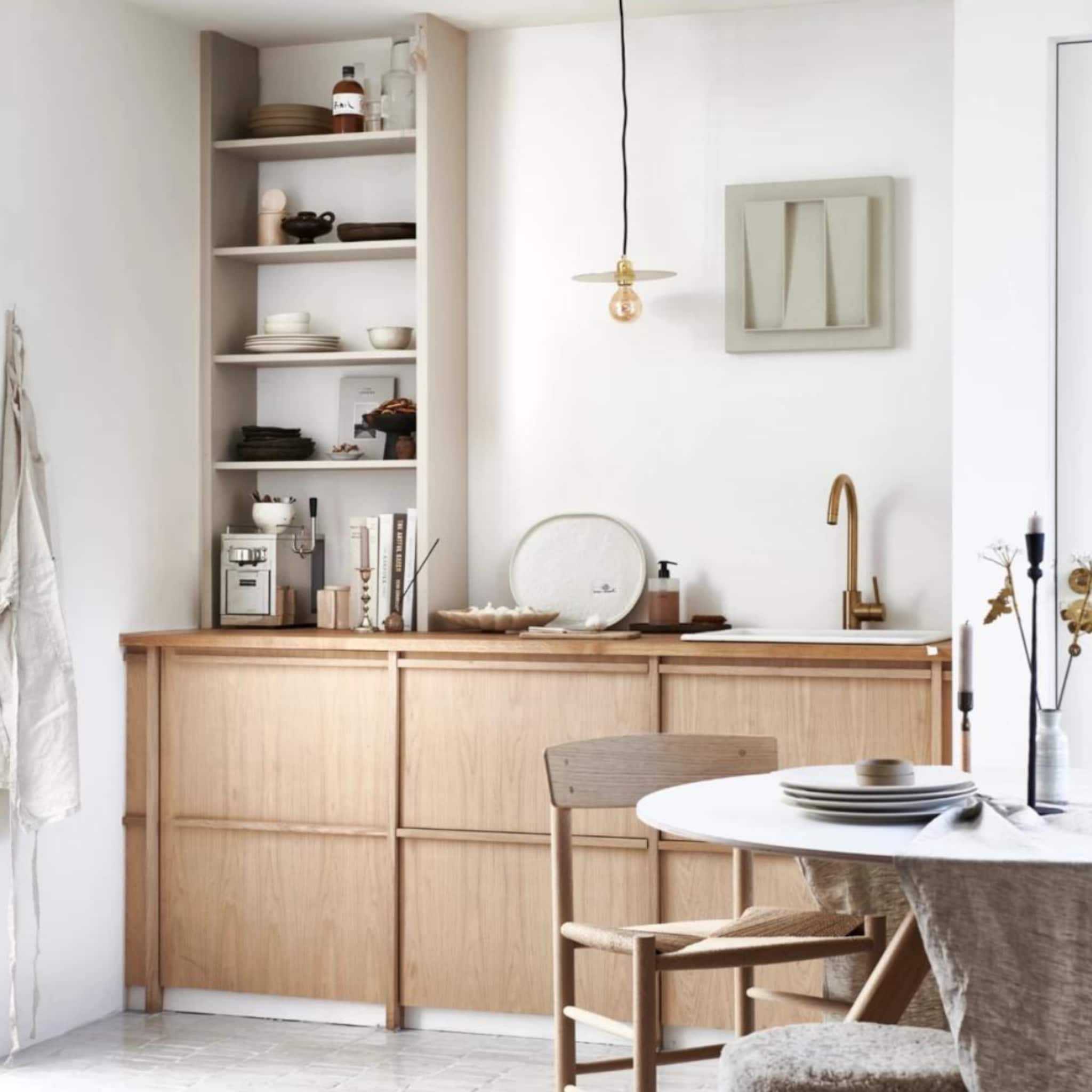 Houten keuken in Japandi-stijl