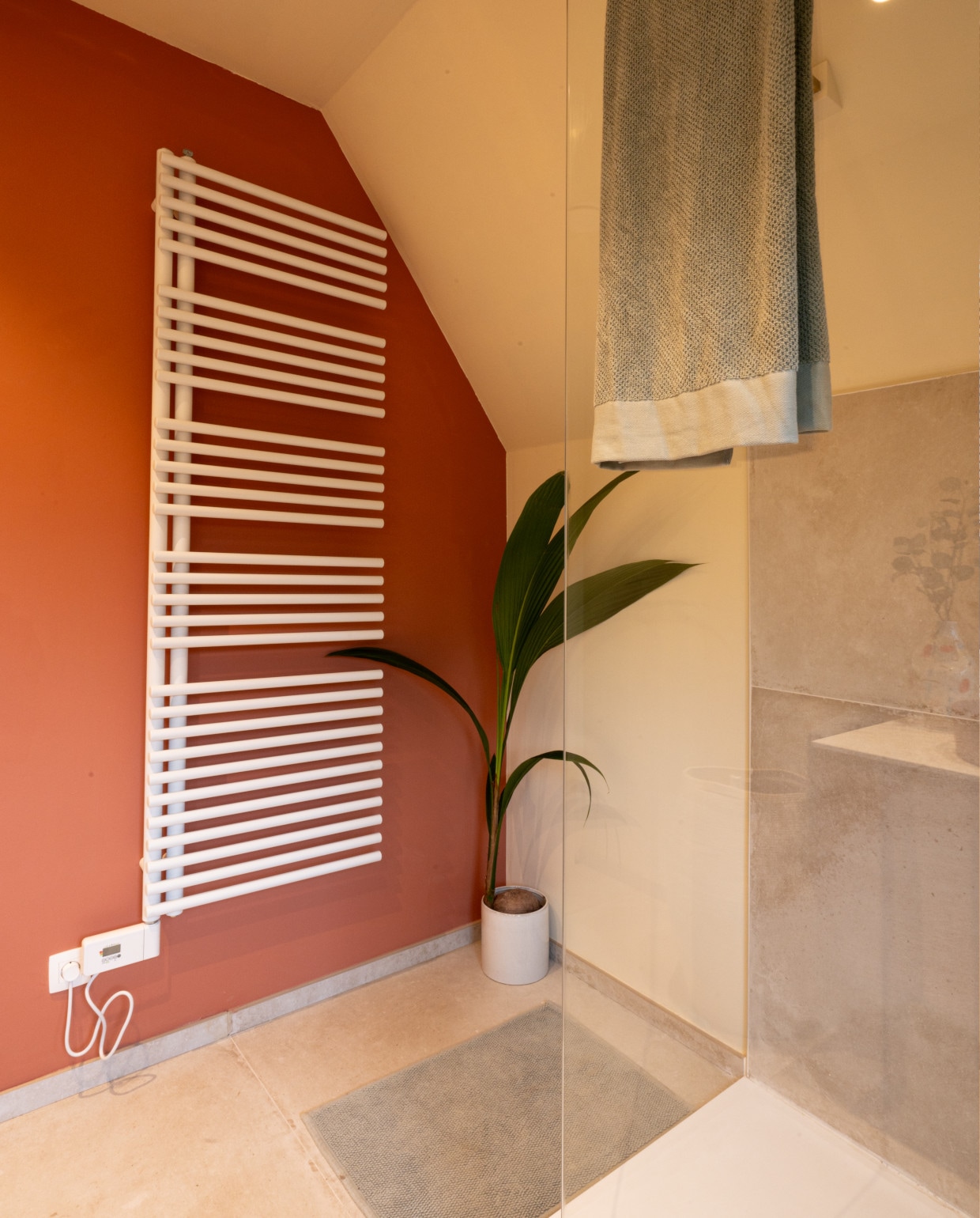 van ibiza vibe tot hotel chic 3 verbluffende badkamermake overs