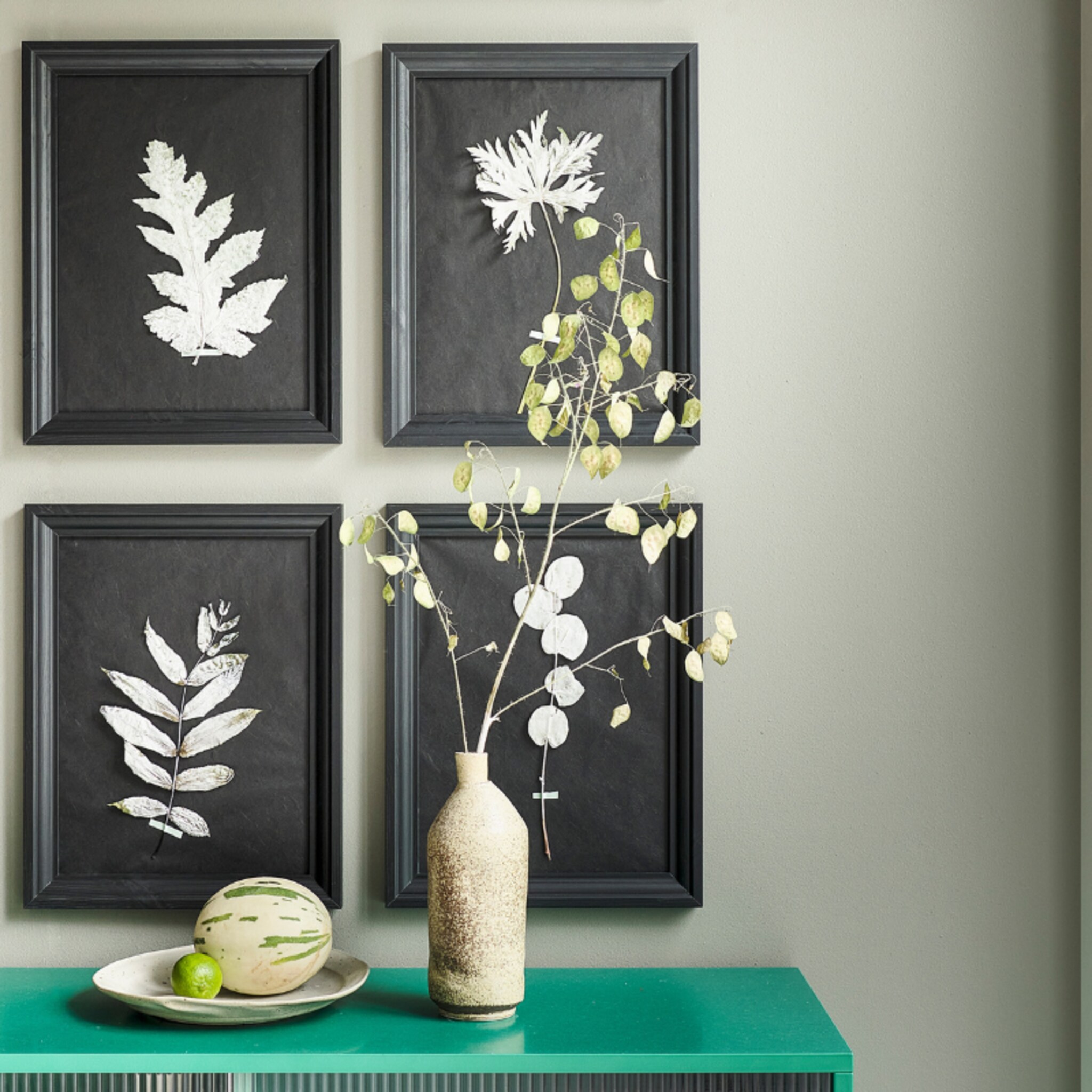 diy unieke kunstmuur van bladeren