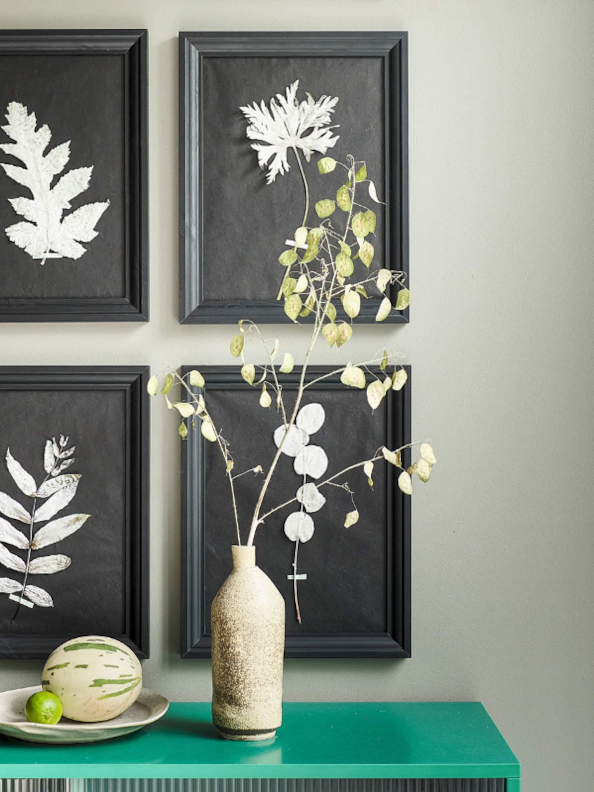 diy unieke kunstmuur van bladeren