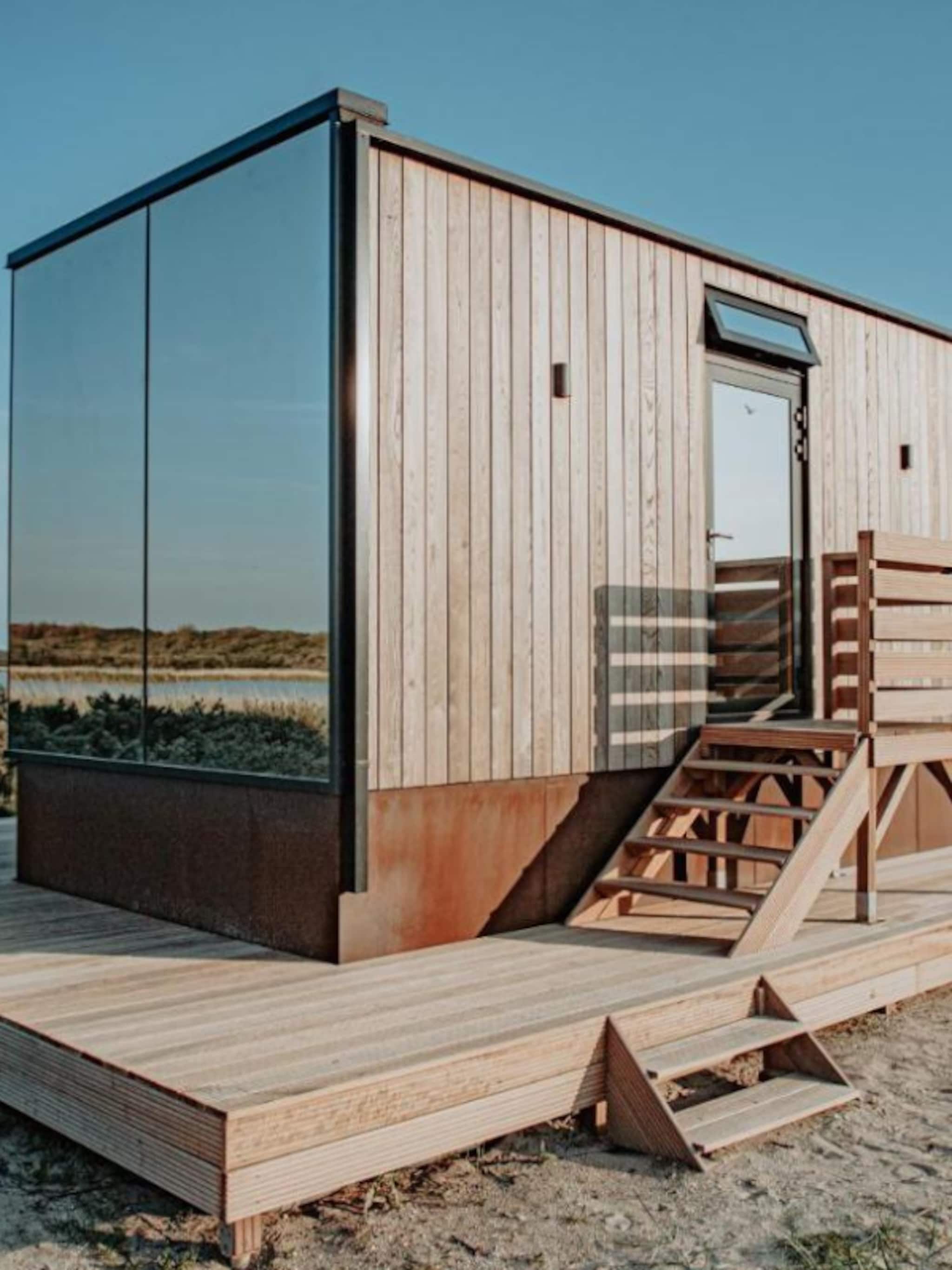 6 vakantiehuisjes aan de kust