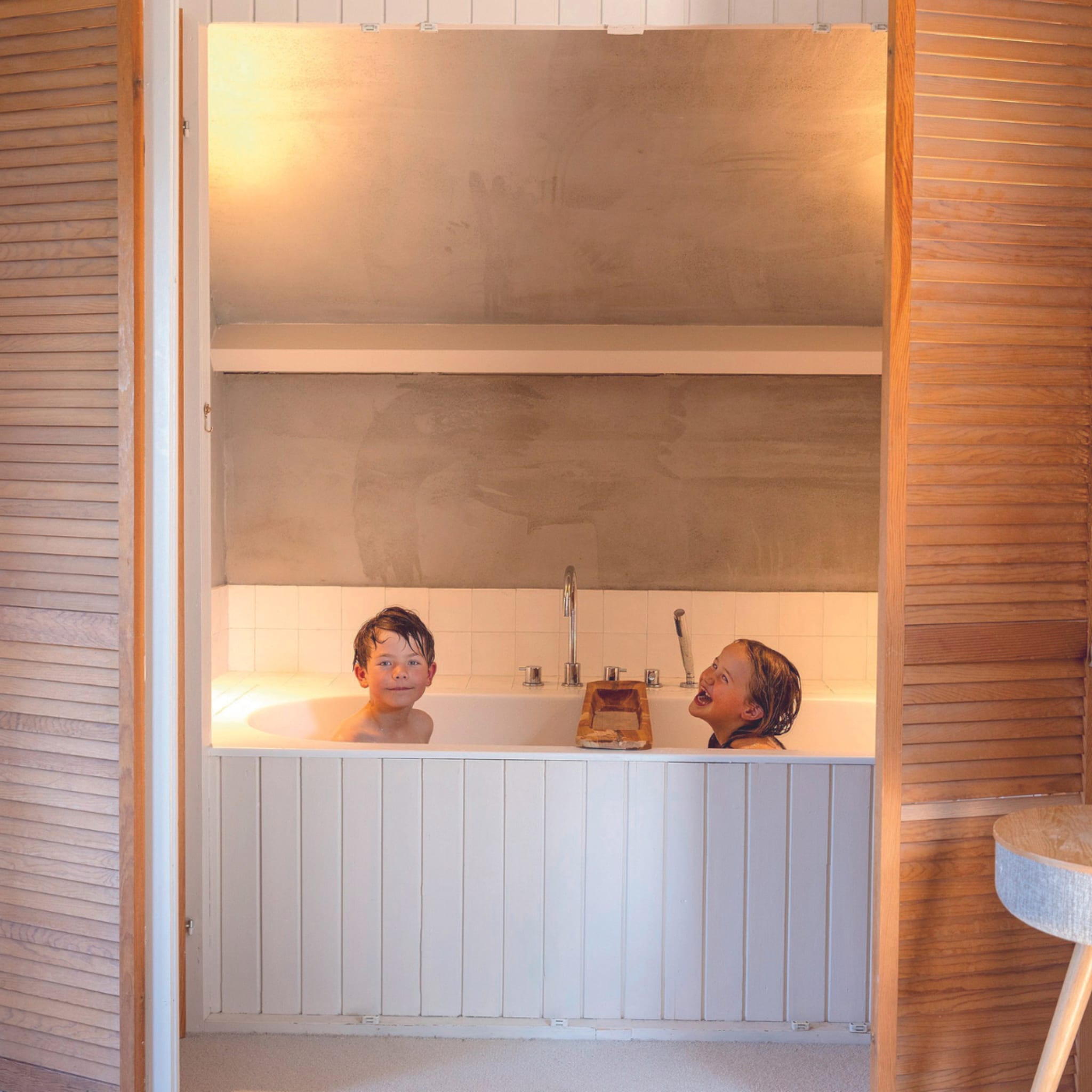 kleine badkamer toch een bad