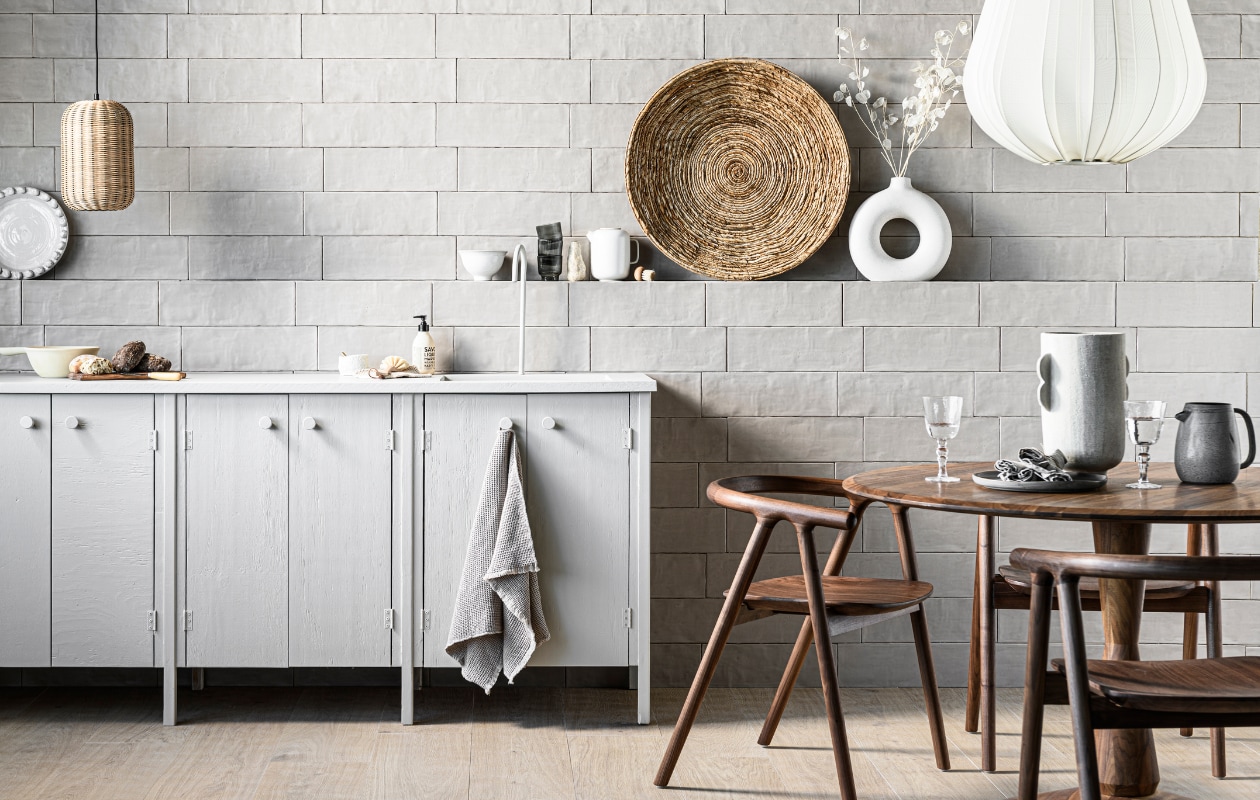 vtwonen collectie binnentegels Mediterranea. Mediterranea Nieve Styling: Danielle Verheul Fotografie: Sjoerd Eickmans