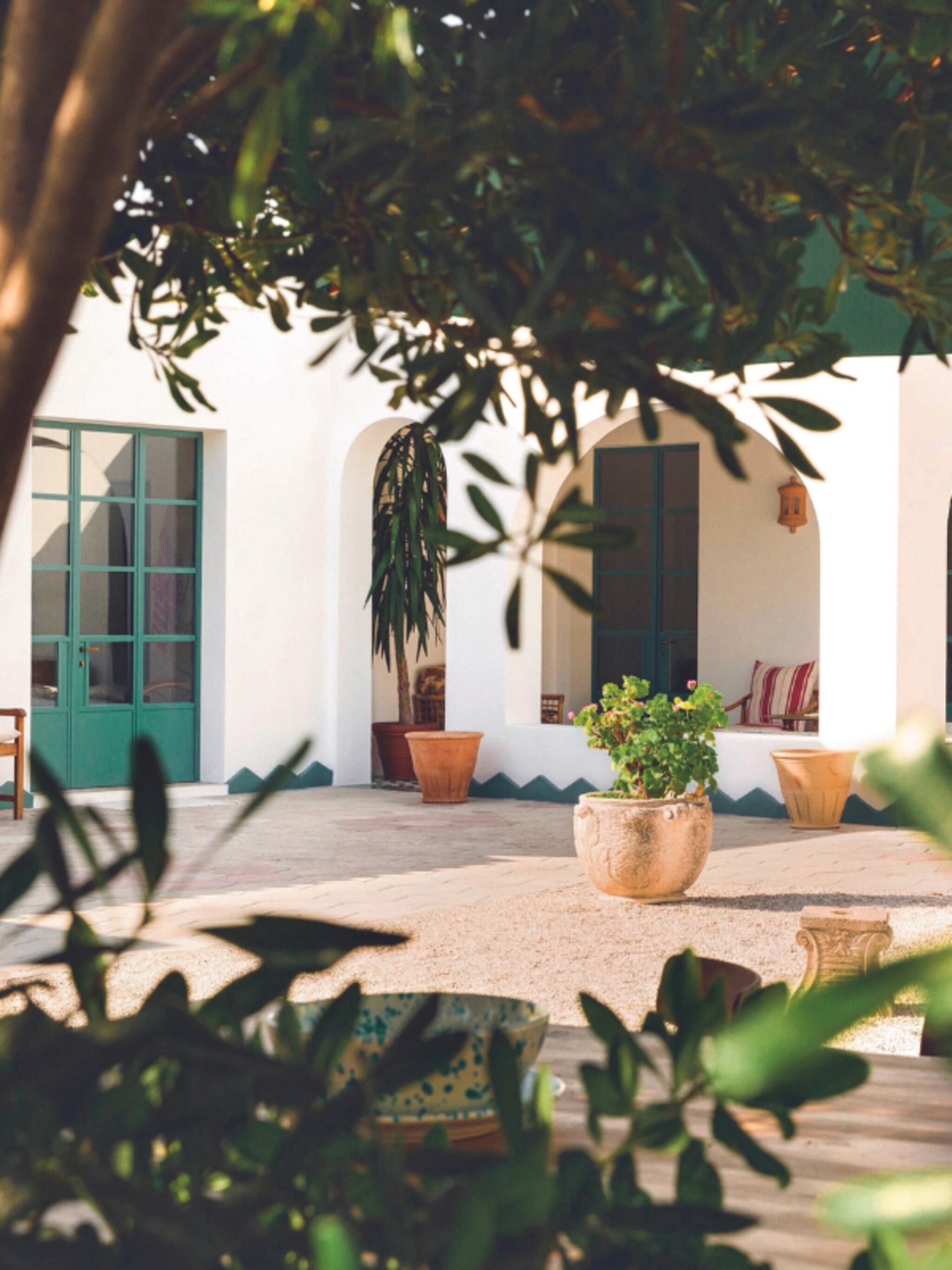 binnenkijken in kleurrijk vakantiehuis in puglia