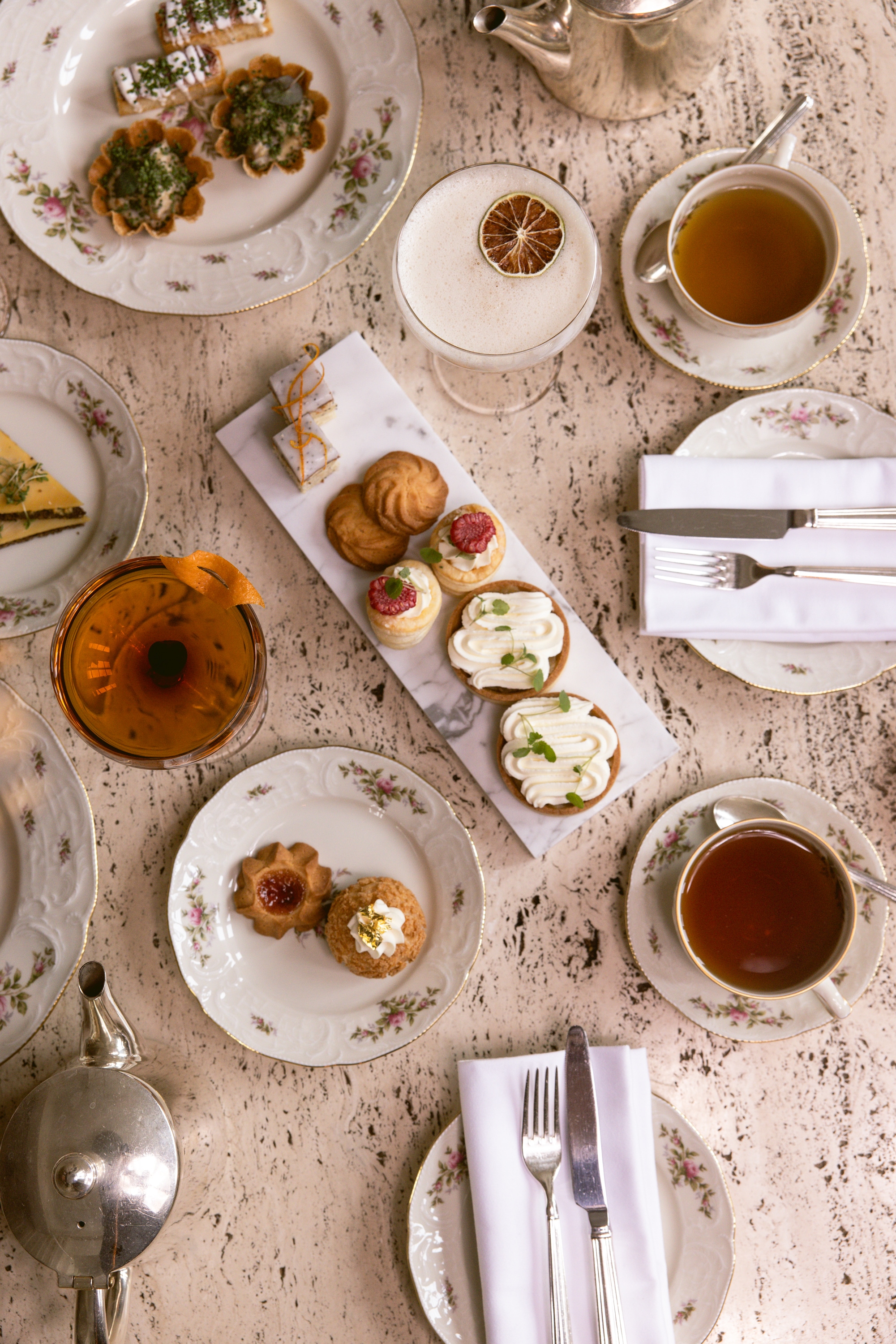 High Tea De L'Europe Eigen beeld